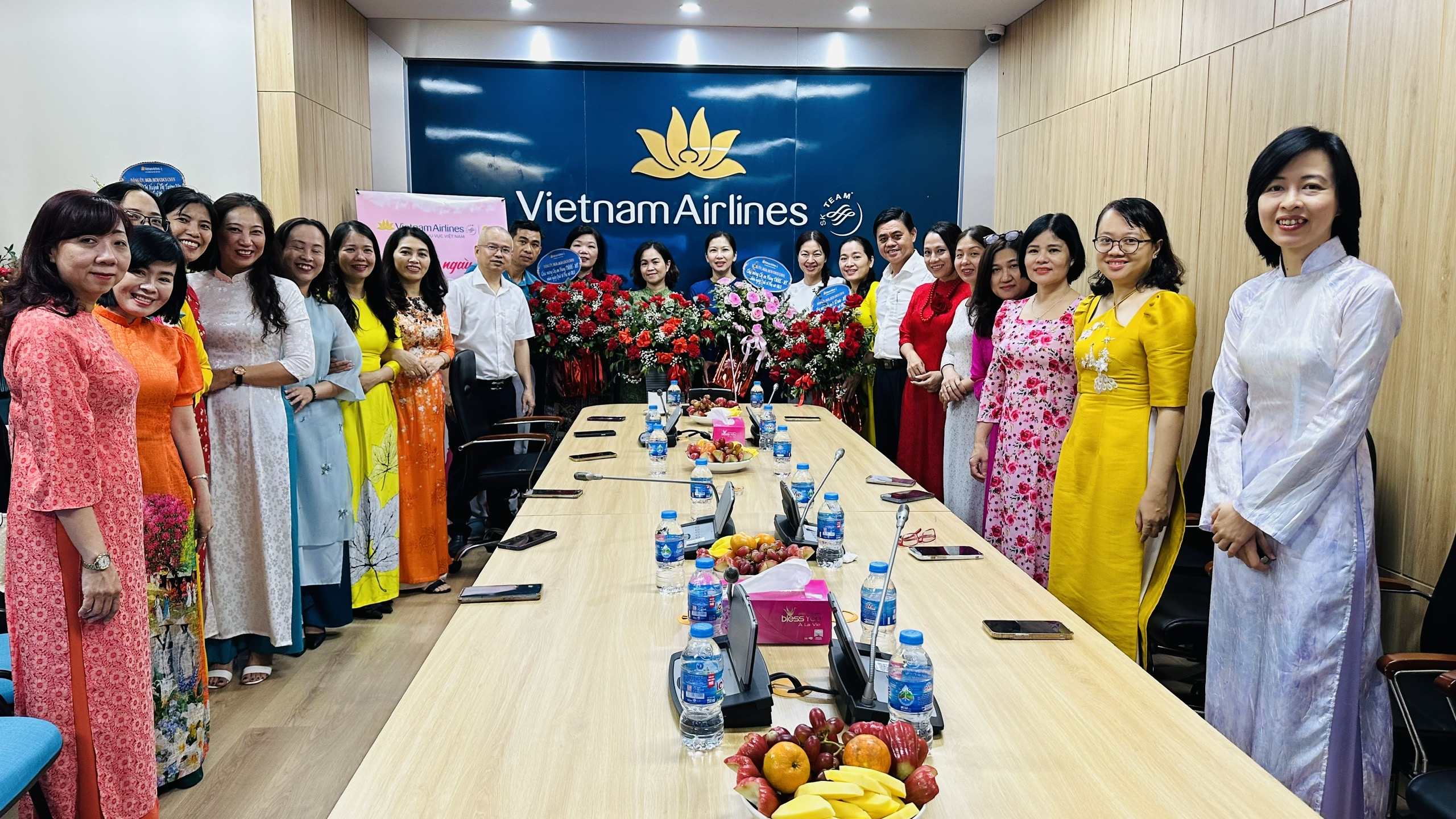 Sắc màu ngày 8/3 tại Chi nhánh Việt Nam