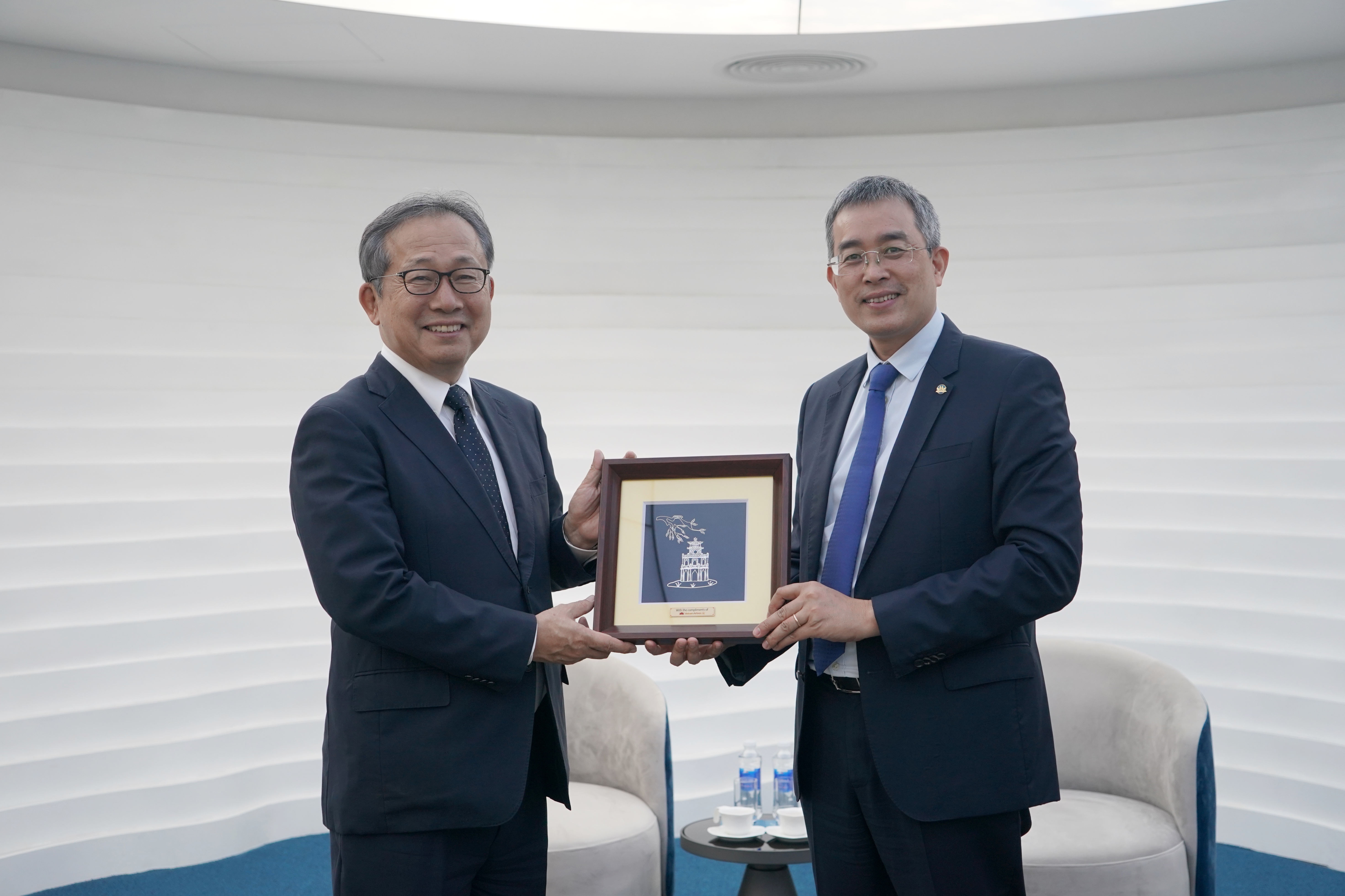 CT HĐQT Đặng Ngọc Hoà đón tiếp Đại sứ Đặc mệnh toàn quyền Nhật Bản tại Việt Nam