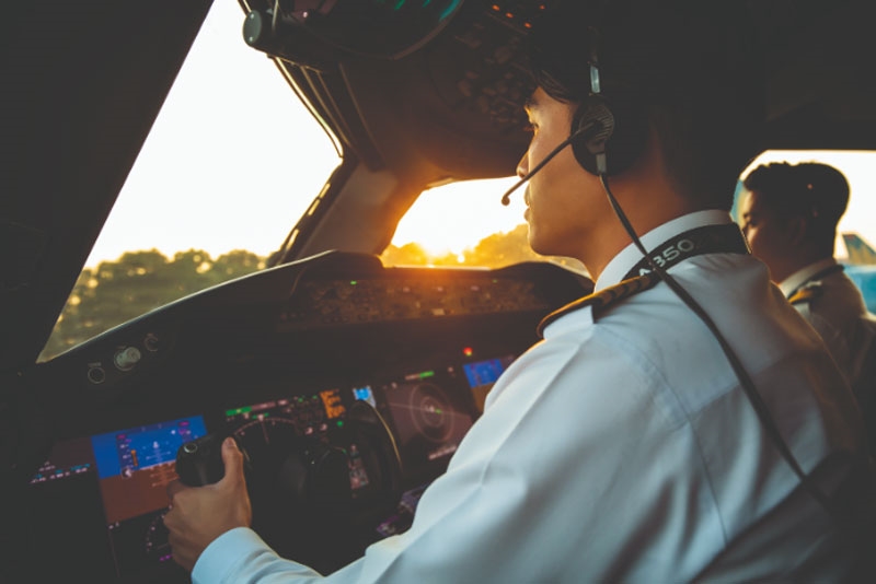 Từ chiếc máy bay dân dụng đầu tiên đến chinh phục bầu trời – Bài 2: Phi công mang trong mình nhiệt huyết người lính