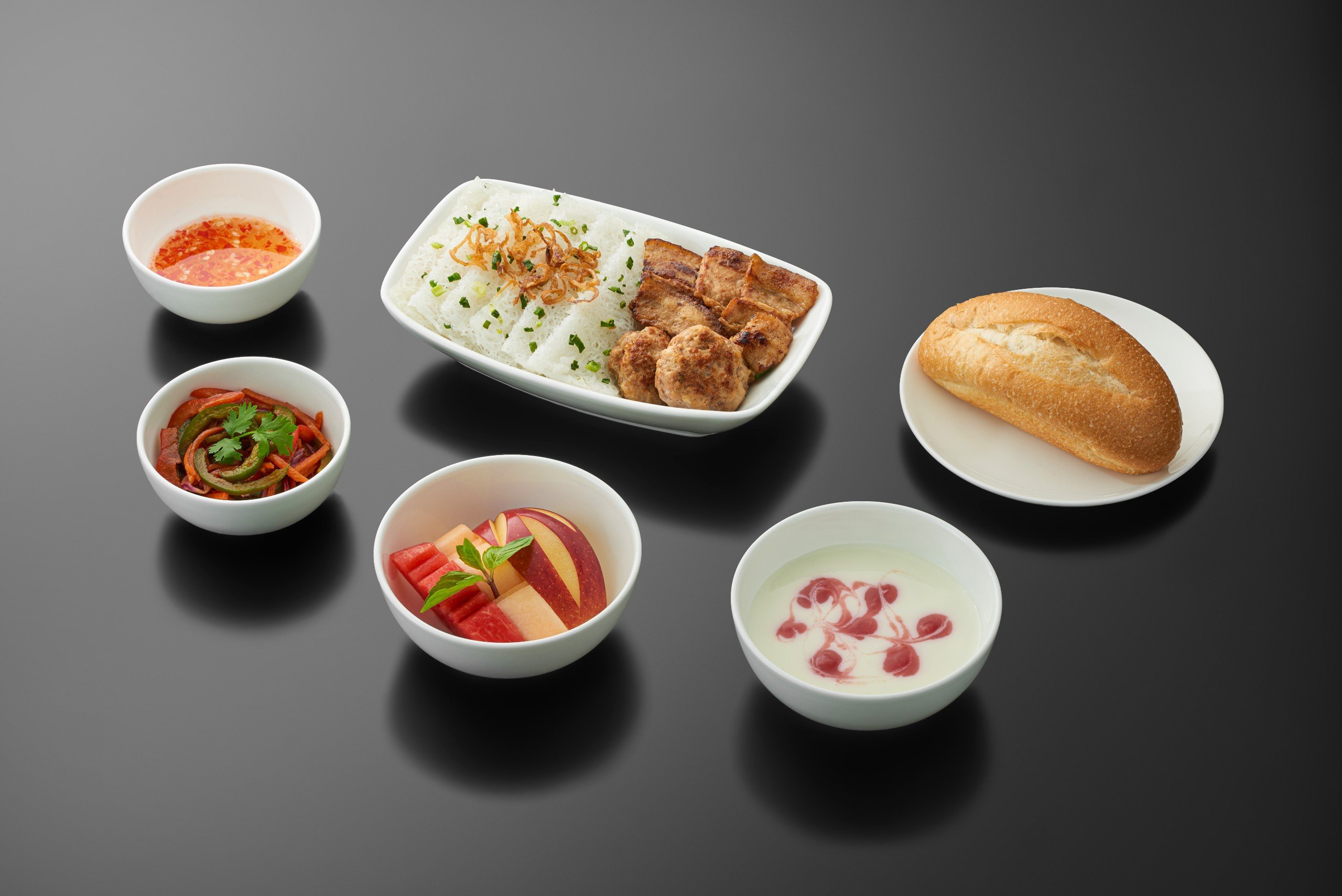 Thưởng thức bún chả – ẩm thực Hà Thành trên những tầng mây