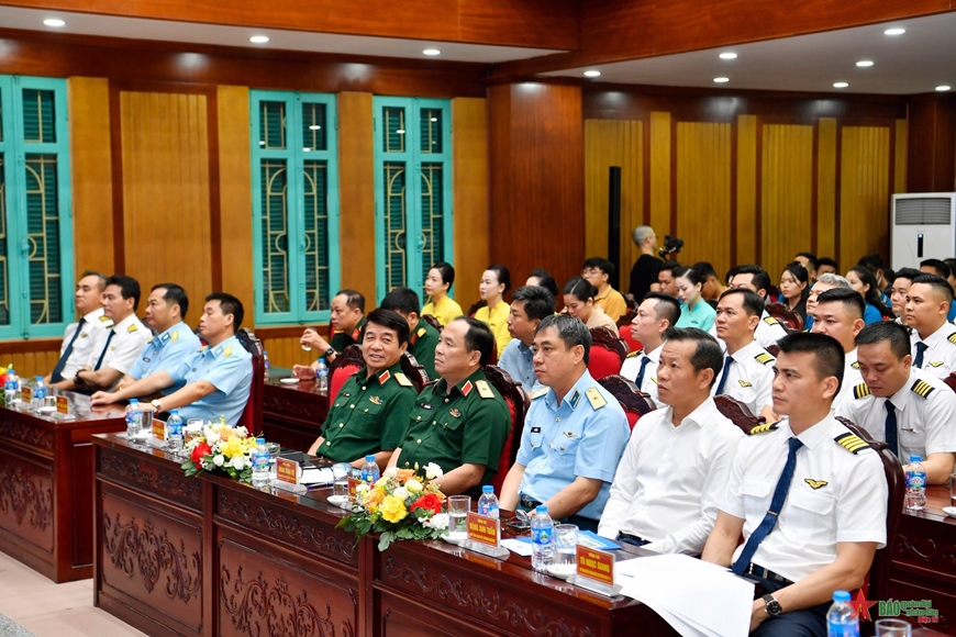 [Video] Recap chương trình giao lưu “Hành trình chinh phục bầu trời” của Đoàn bay 919