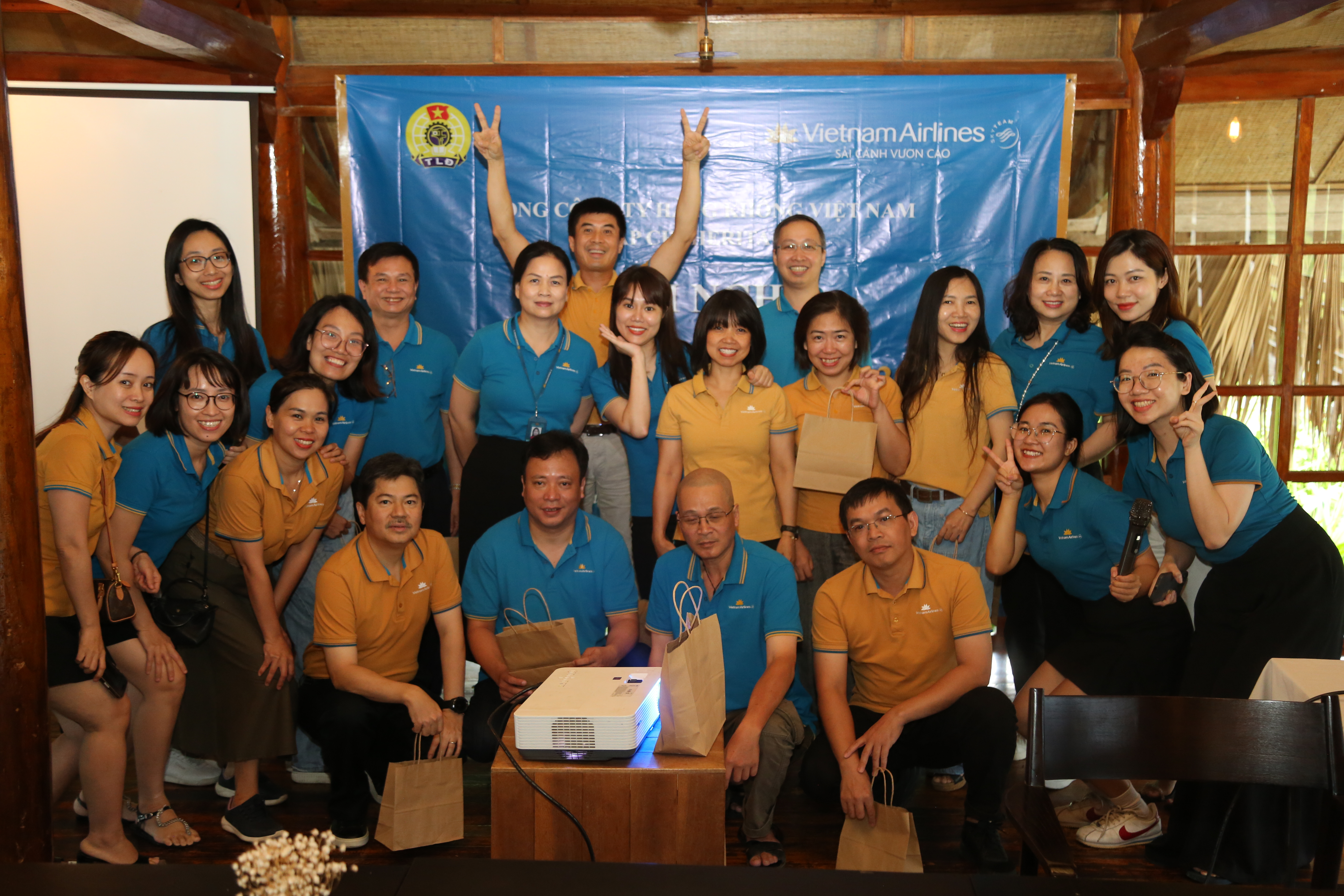 Tạp chí Heritage tổ chức HNNLĐ và truyền thông cho sổ tay văn hoá VNA