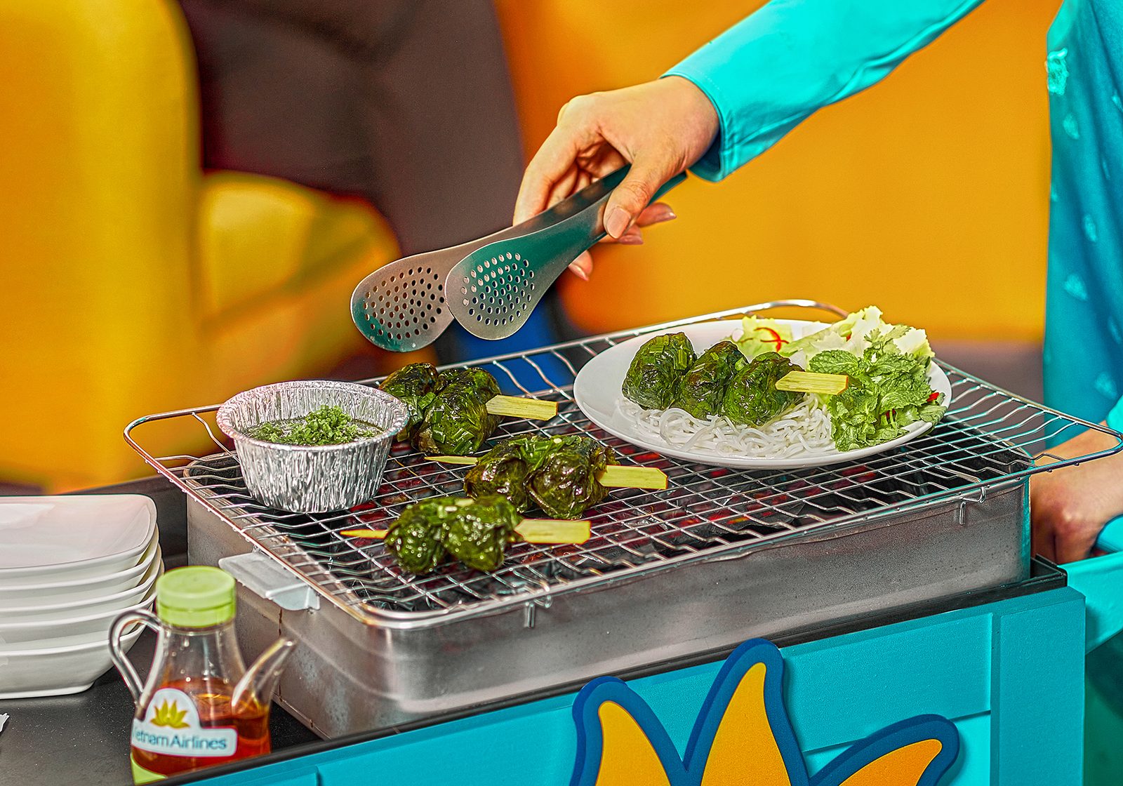 Chả bò lá lốt – Hương vị Việt giữa ngàn mây