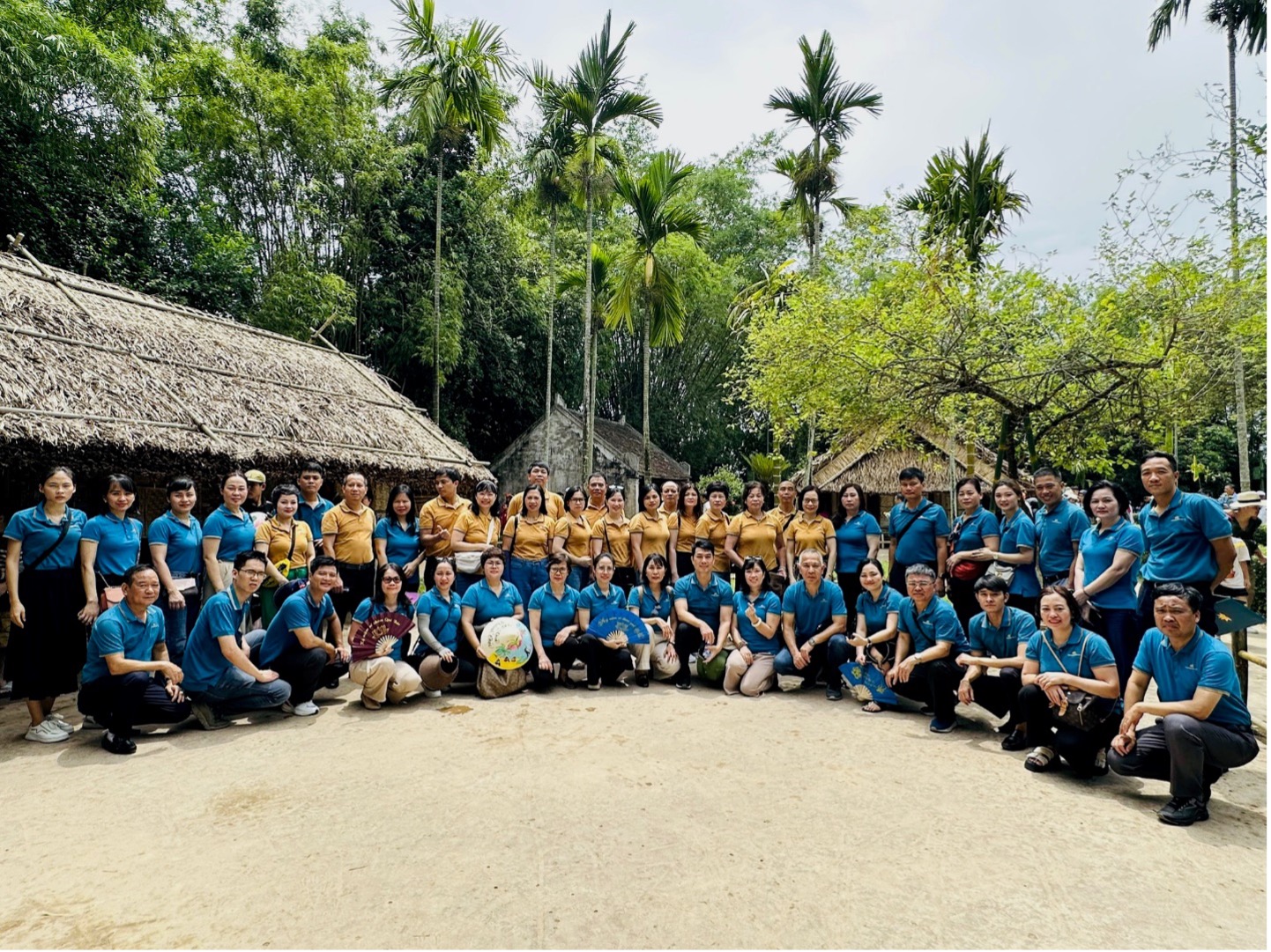 Đảng bộ và Công đoàn VP TCT tổ chức thành công Hội nghị NLĐ và công tác TĐKT kết hợp về nguồn năm 2024