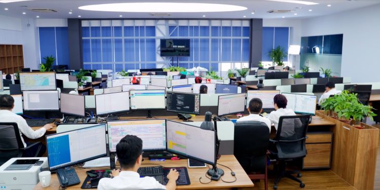 Trung tâm Điều hành khai thác thông báo tuyển dụng