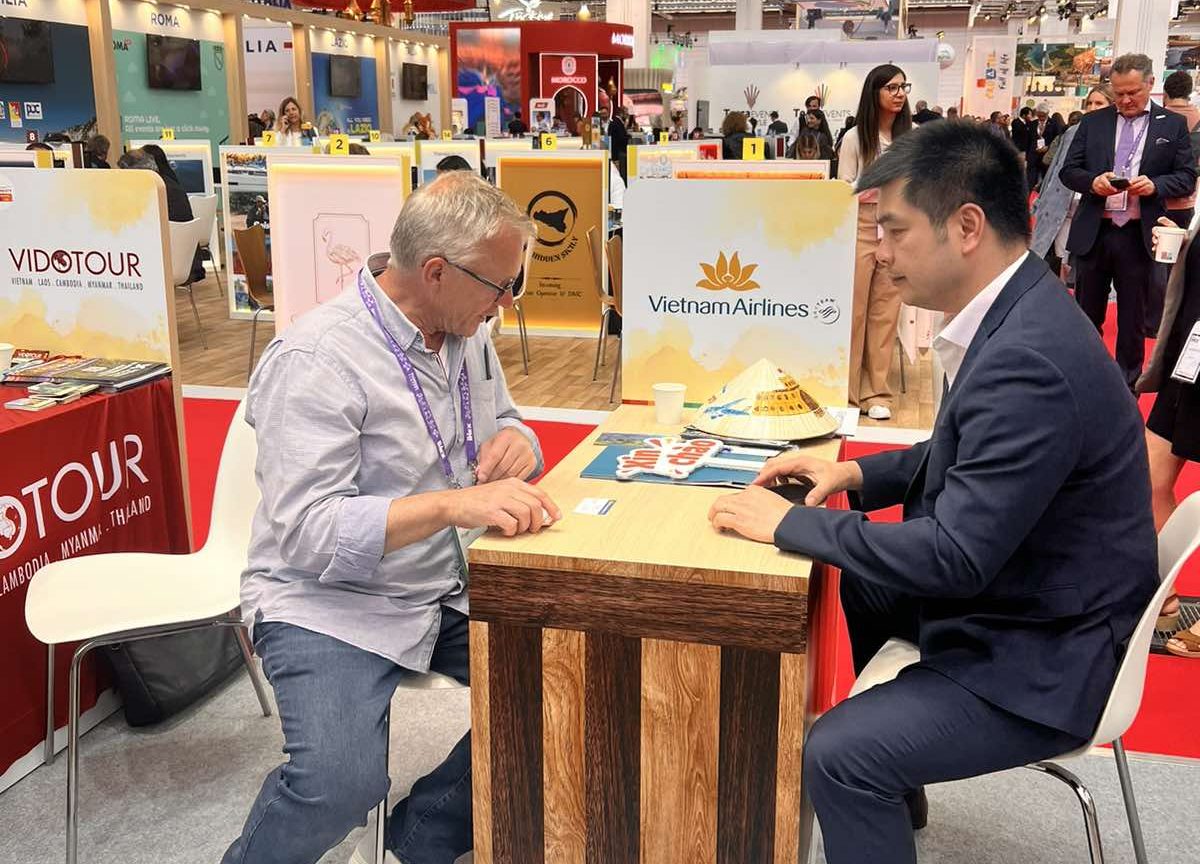 Vietnam Airlines đồng hành cùng Sở Du lịch TP.HCM tham dự Hội chợ Imex Frankfurt 2024