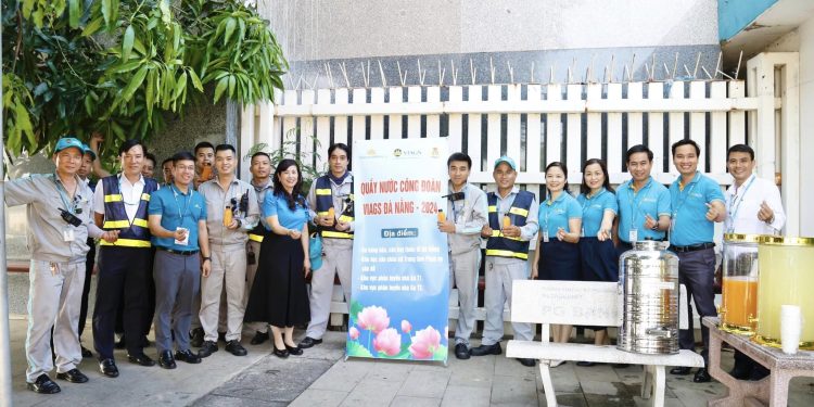 Tháng Công nhân – Các cấp công đoàn chi hàng tỉ đồng chăm lo cho người lao động