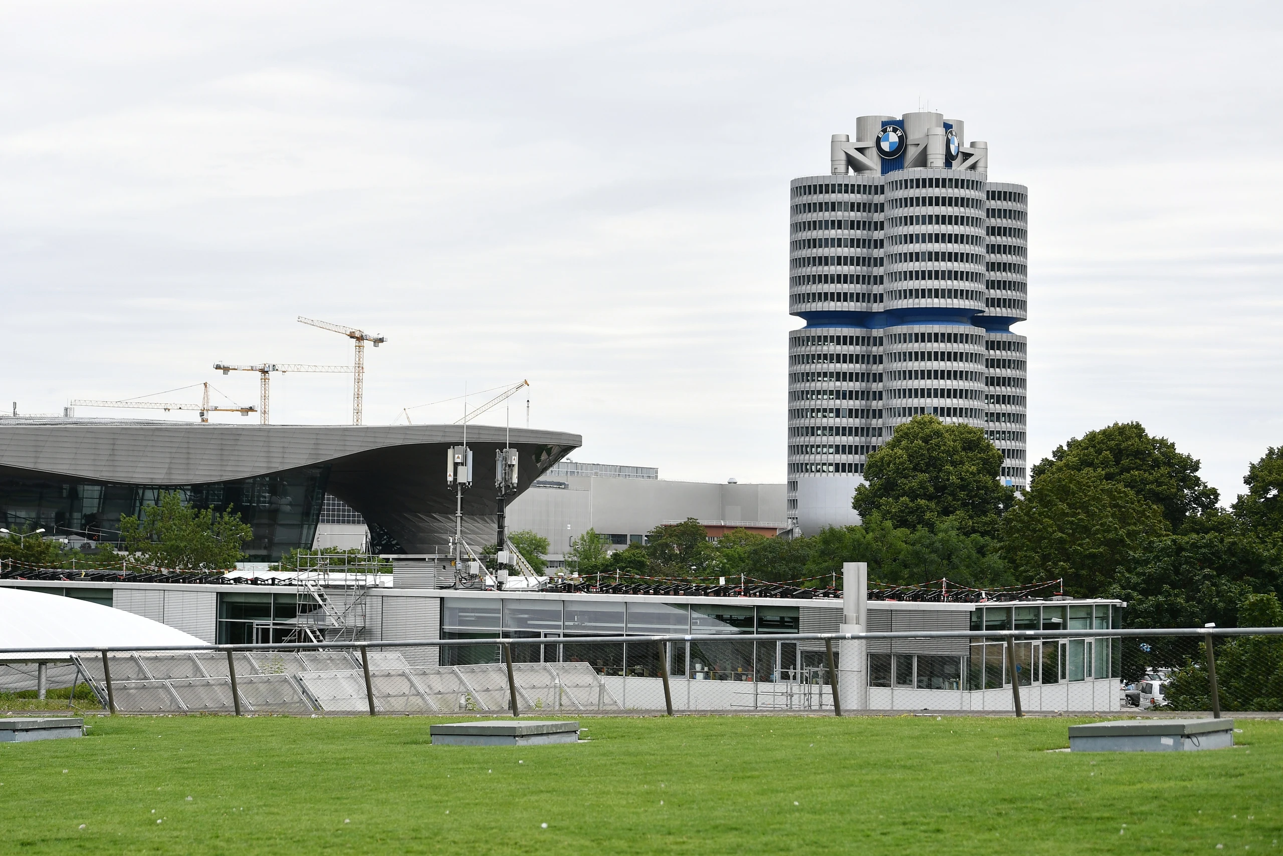 Tới thăm ‘đại bản doanh’ của BMW