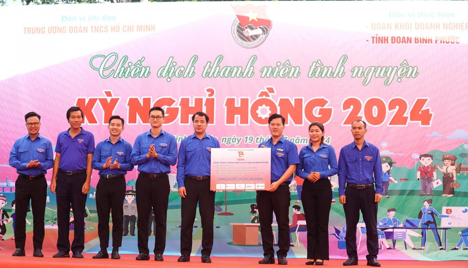 Đoàn thanh niên TCT Hàng không Việt Nam phối hợp triển khai Chiến dịch tình nguyện Kỳ nghỉ hồng cấp Trung Ương tại tỉnh Bình Phước