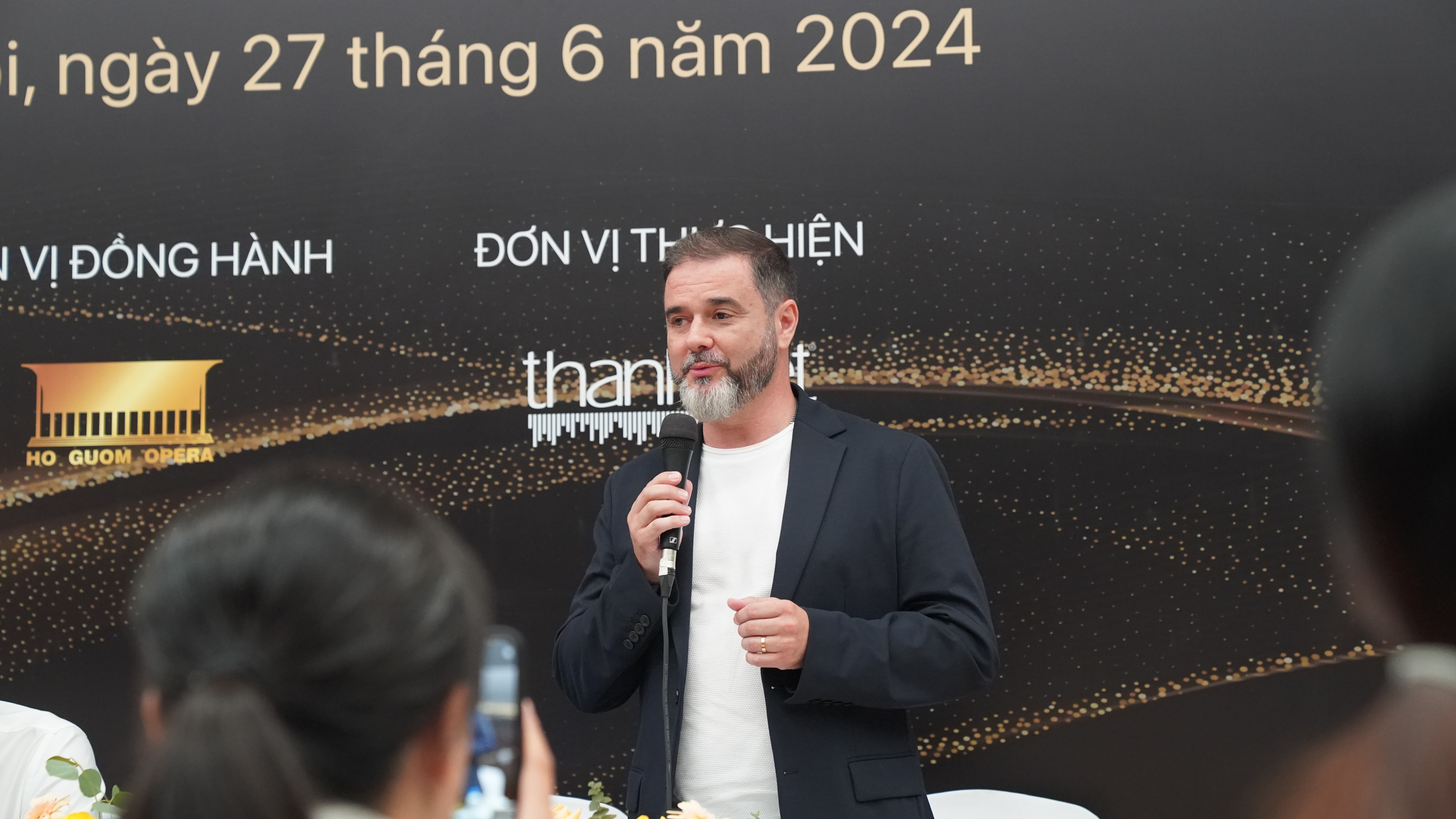 Nhạc trưởng César Álvarez: “Ẩm thực Việt Nam đã hấp dẫn tôi”