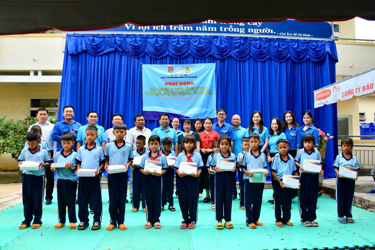 Tuổi trẻ TCT HKVN tiếp thêm sức mạnh đến học sinh vùng cao