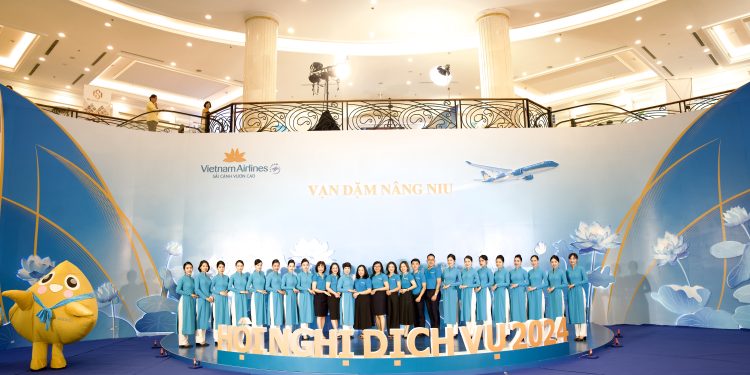 “Soi” xu hướng sản phẩm dịch vụ năm 2025 qua các gian hàng tại Hội nghị Dịch vụ