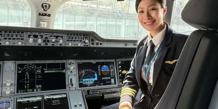 Những chuyện kể đầy xúc cảm về phi công Đoàn Bay 919