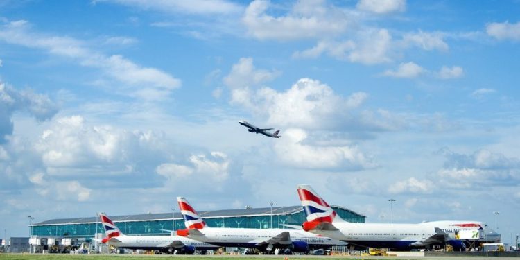 Aviation News 13/8: Heathrow phá vỡ nhiều kỷ lục trong tháng 7