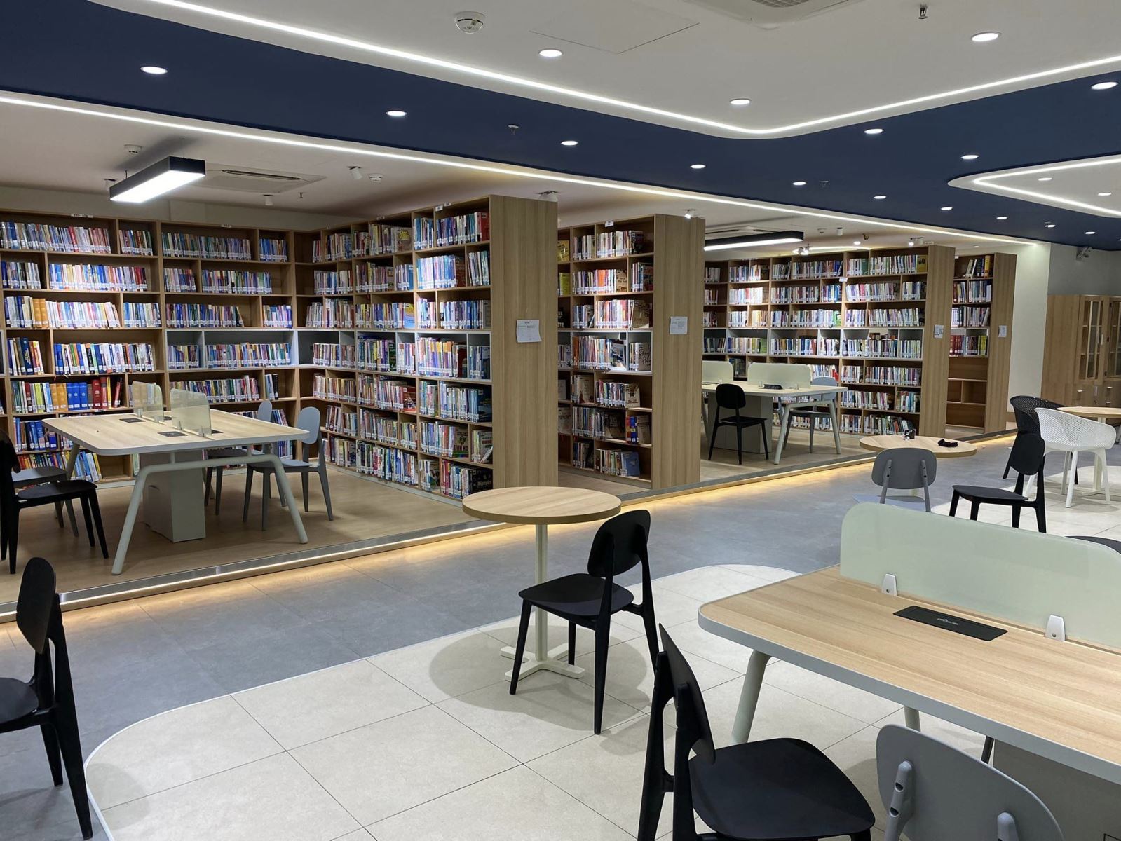 [Spirit Channel] Khám phá các thư viện ở Hà Nội