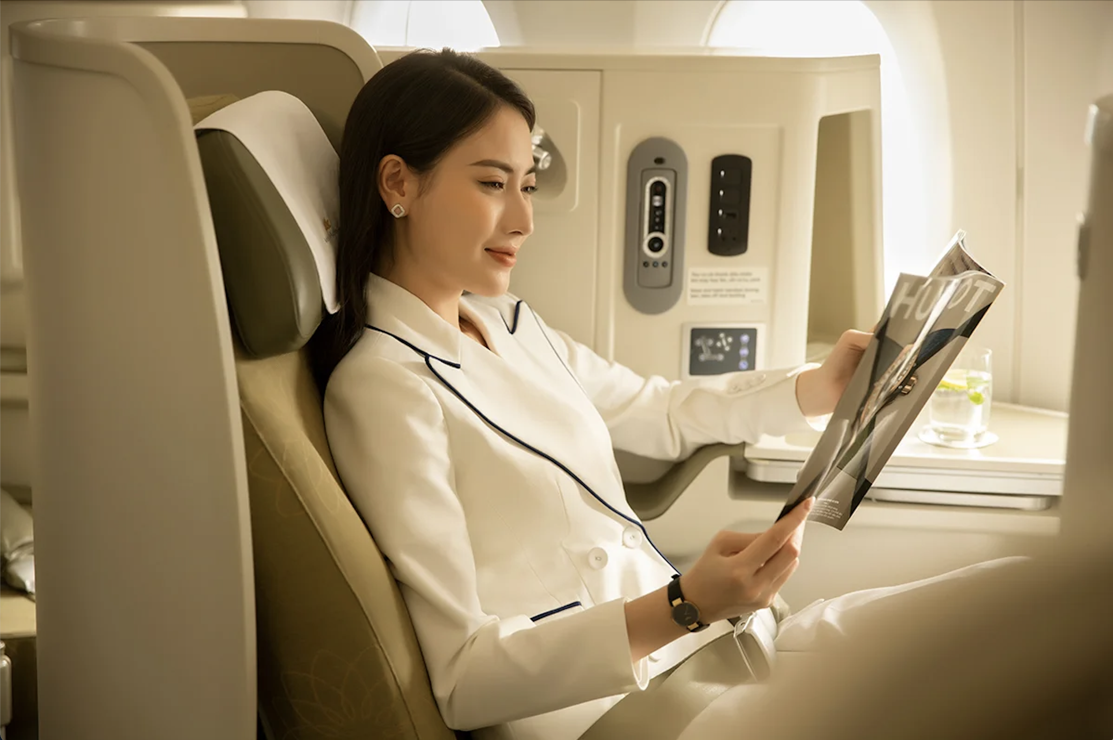 Vietnam Airlines ra mắt Chương trình Phiên ngang thẻ Lotusmiles