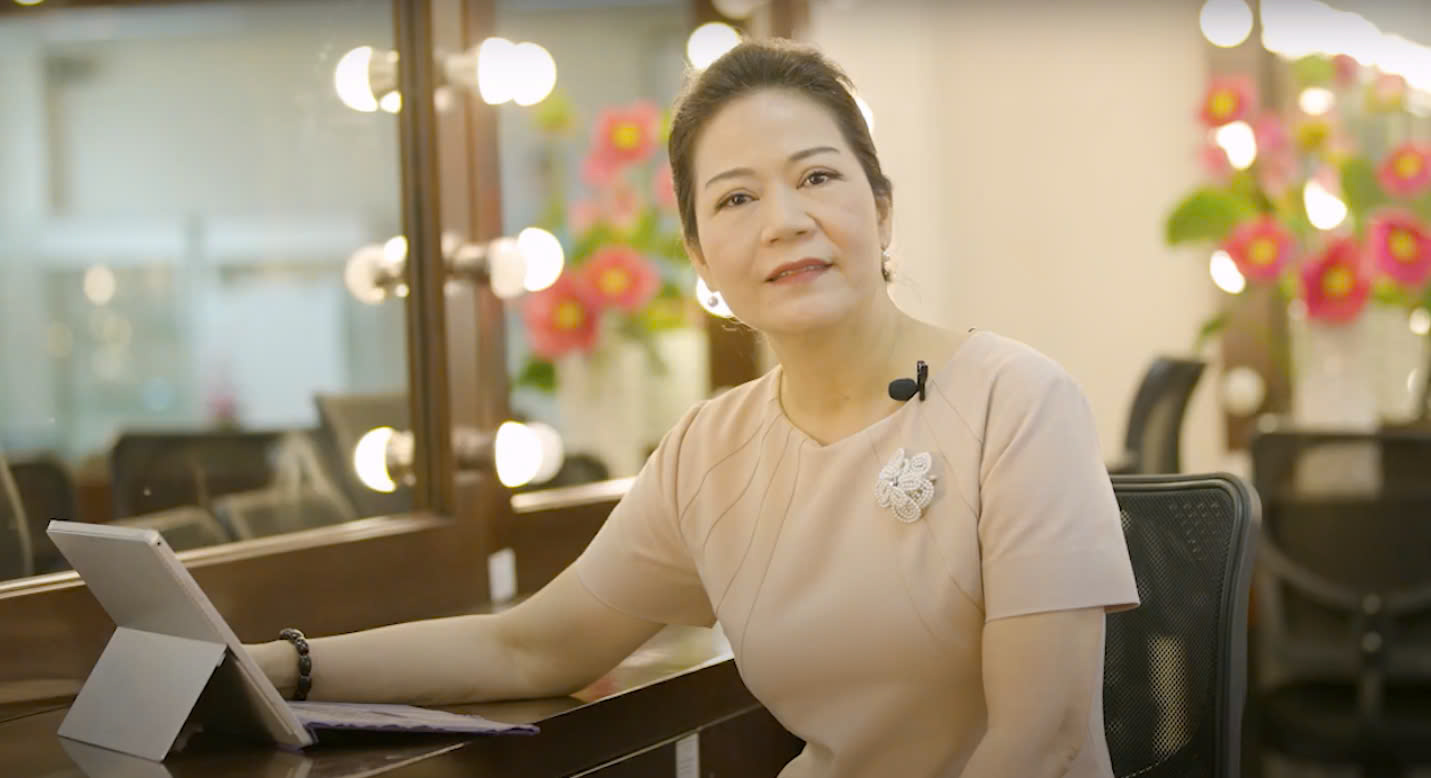 Chị Bùi Ngọc Hà: Hơn 3 thập kỷ truyền lửa cho các thế hệ tiếp viên Vietnam Airlines