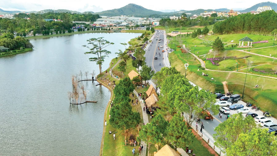 5AM Concert mùa 2: Đón bình minh Đà Lạt cùng Vietnam Airlines