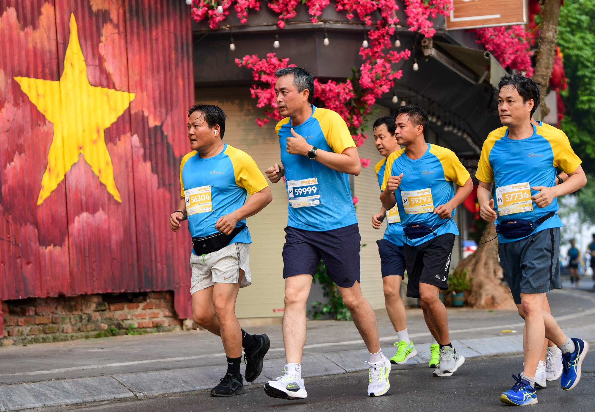 Vietnam Airlines tổ chức thành công giải chạy Run For Love 2024