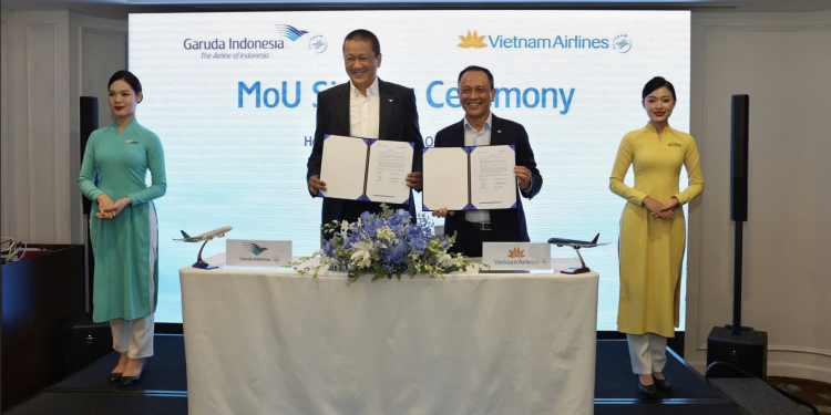 Vietnam Airlines và Garuda Indonesia ký kết tăng cường hợp tác