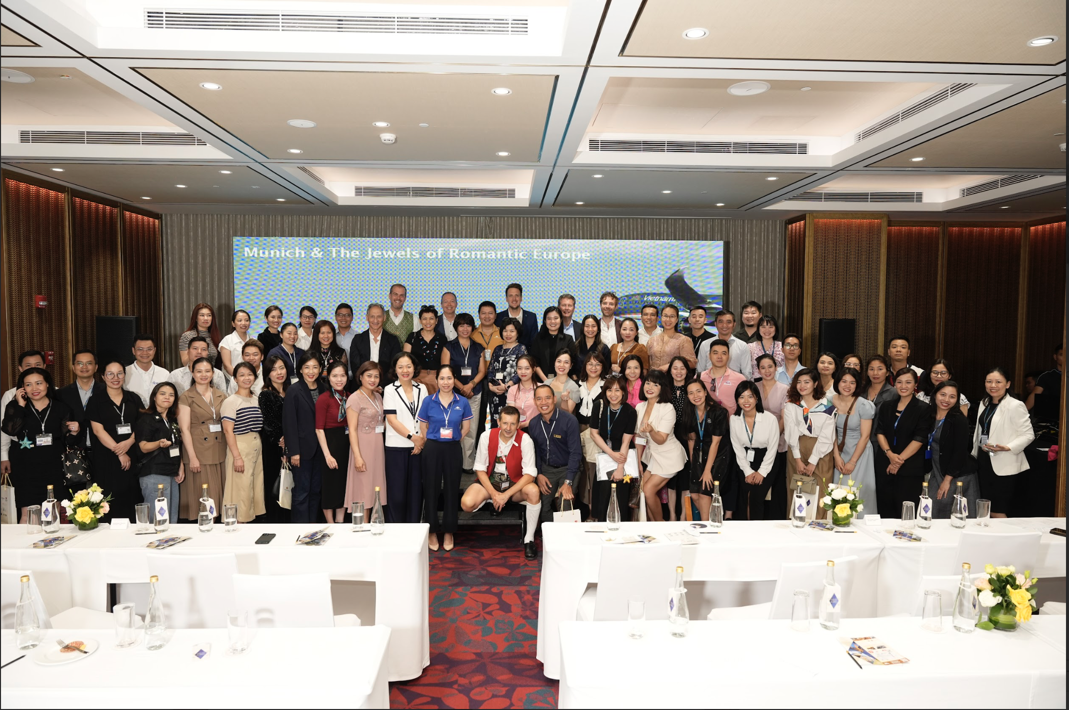 VNA tổ chức chương trình xúc tiến du lịch “Munich and the Jewels of Romantic Europe”