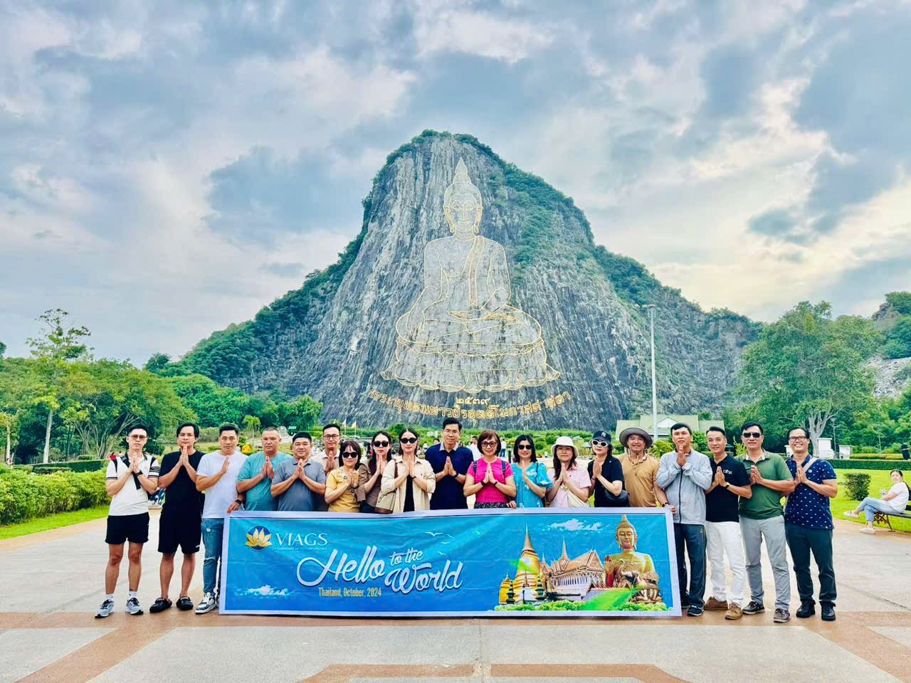 “VIAGS – Hello to the world” – Chương trình dành cho CBNV xuất sắc 3 miền