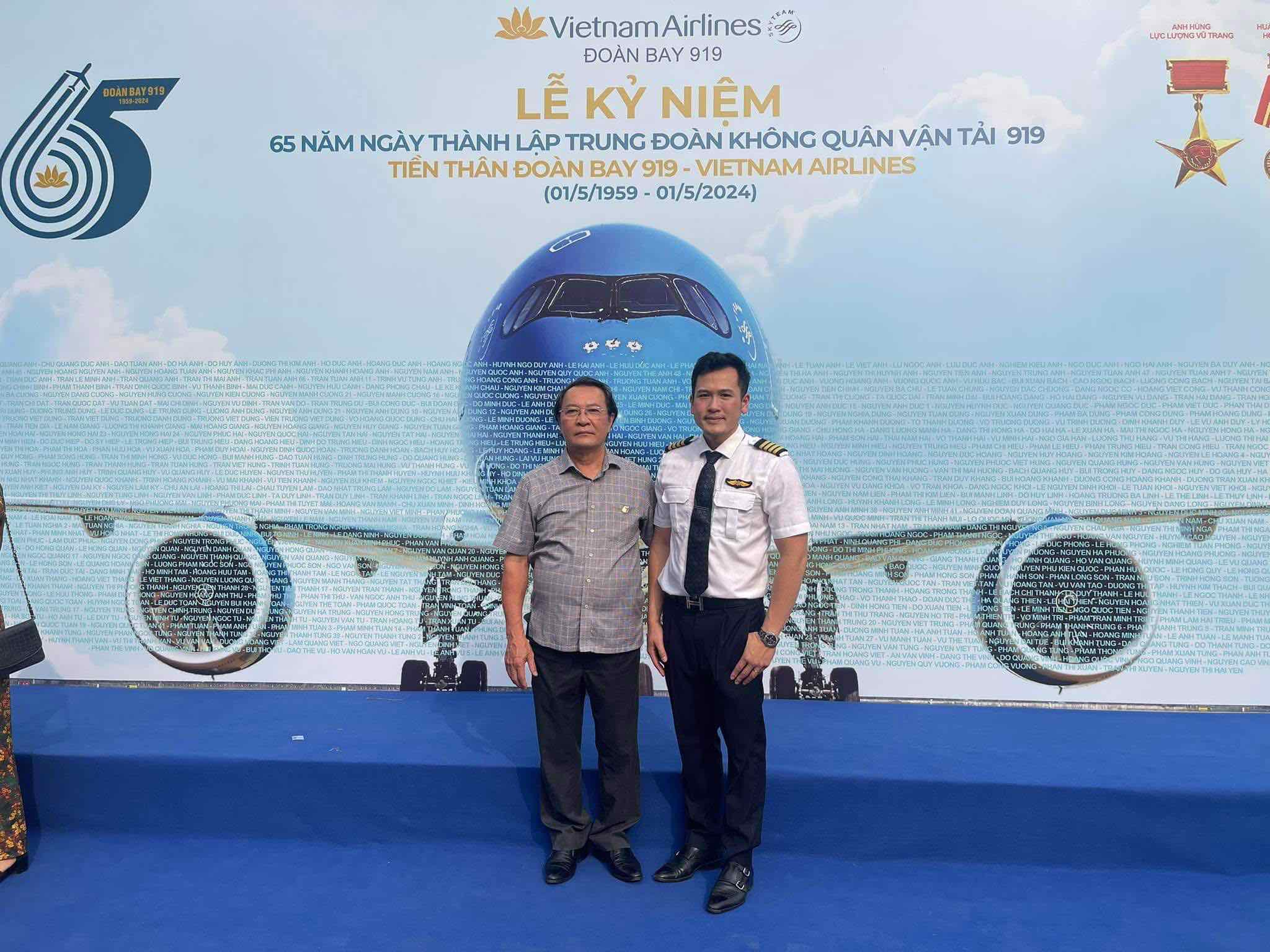 [Cánh Sen Truyền Lửa] Người nâng cánh giấc mơ bay