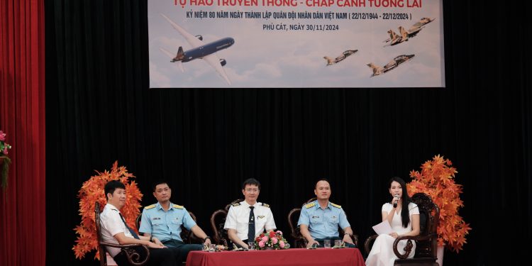 Đoàn bay 919 giao lưu với các Trung đoàn Không quân nhân dịp kỷ niệm 80 năm Quân đội Nhân dân Việt Nam