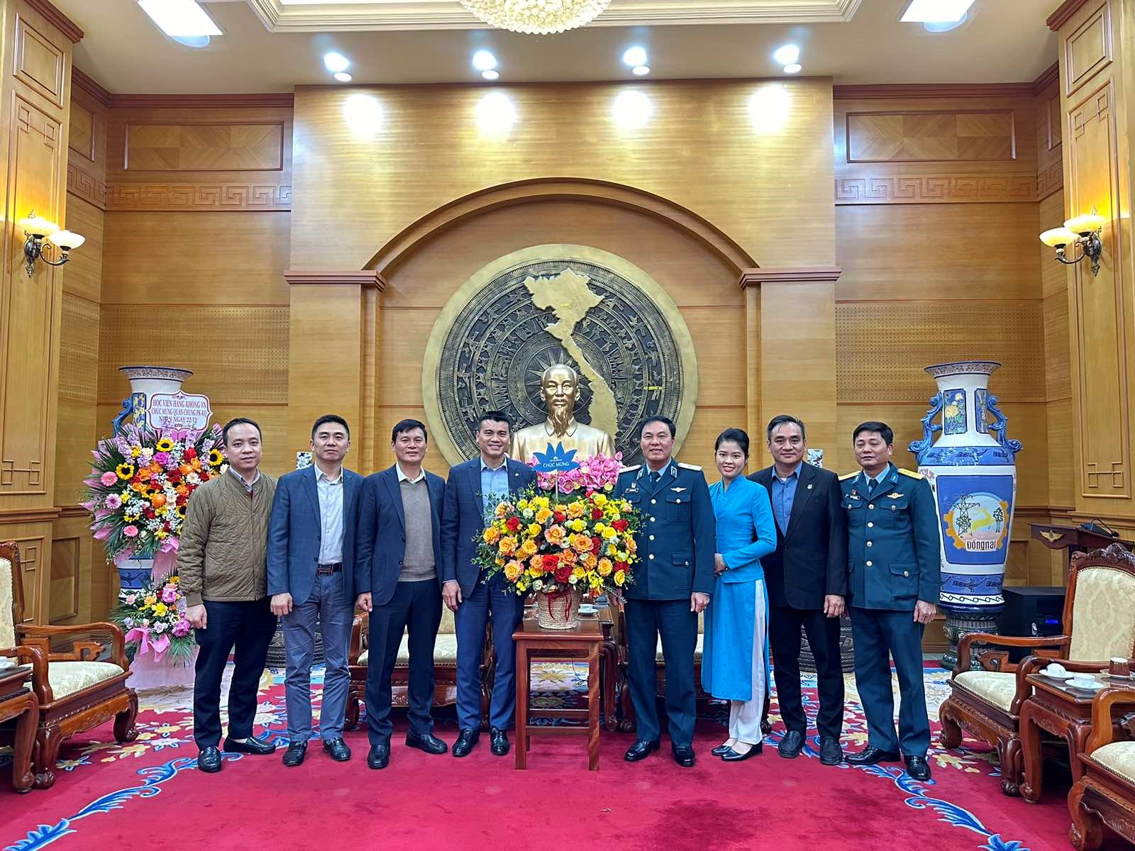 Ban CHQS TCT tri ân Quân đội Nhân dân Việt Nam nhân Kỷ niệm 80 năm thành lập