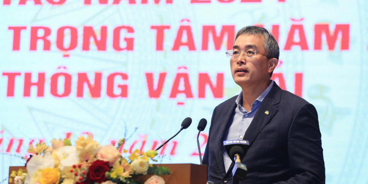 Vietnam Airlines tham dự Hội nghị Tổng kết công tác năm 2024 và triển khai nhiệm vụ trọng tâm năm 2025 của ngành Giao thông Vận tải