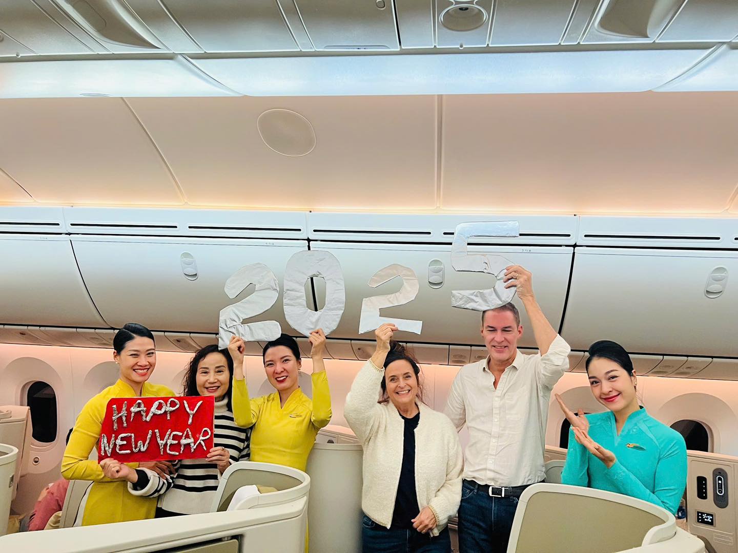 Khoảnh khắc chuyển giao đặc biệt