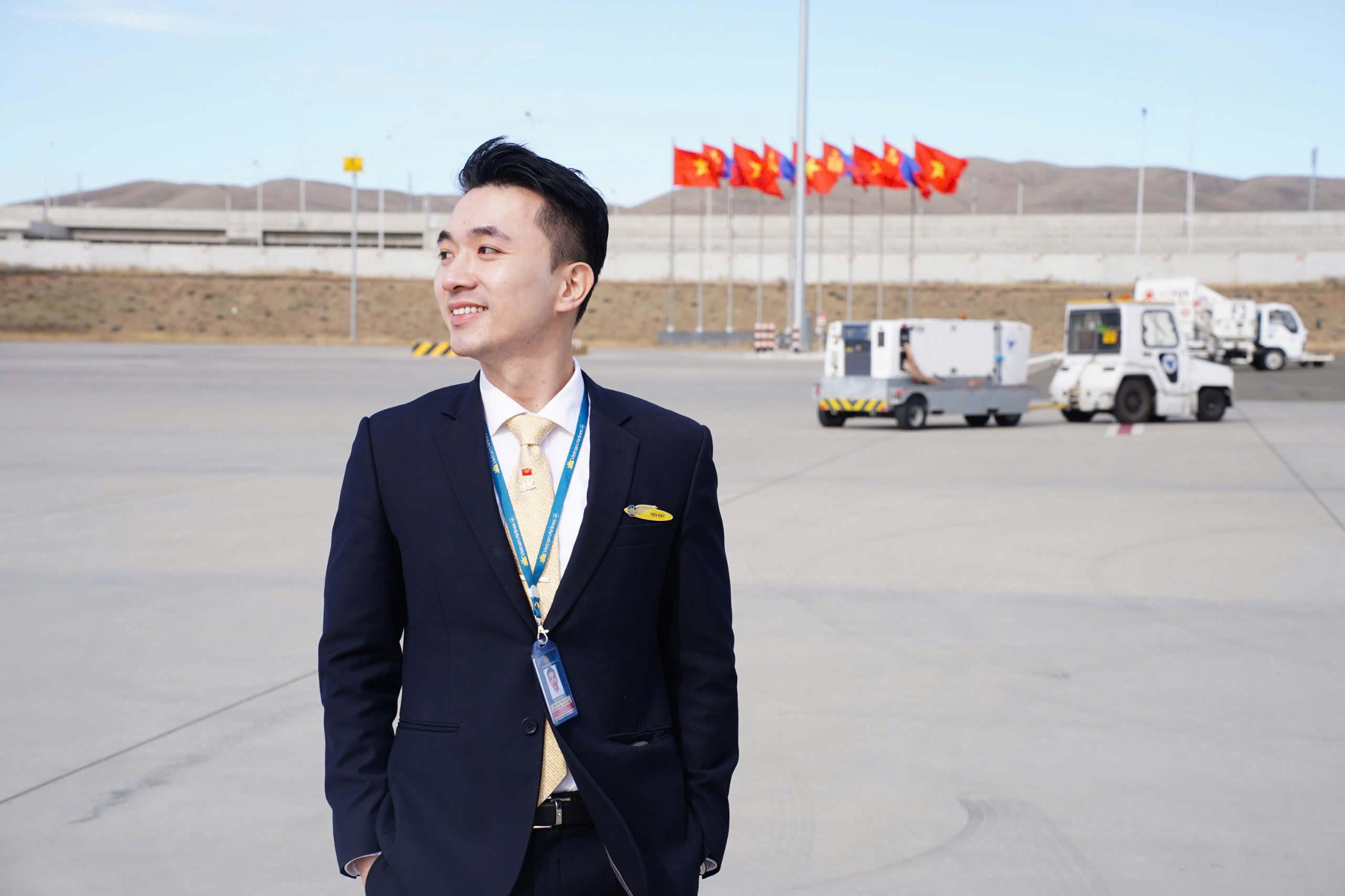 Tiếp viên kể việc tuyển chọn ‘ngặt nghèo’ khi phục vụ trên chuyến bay chuyên cơ