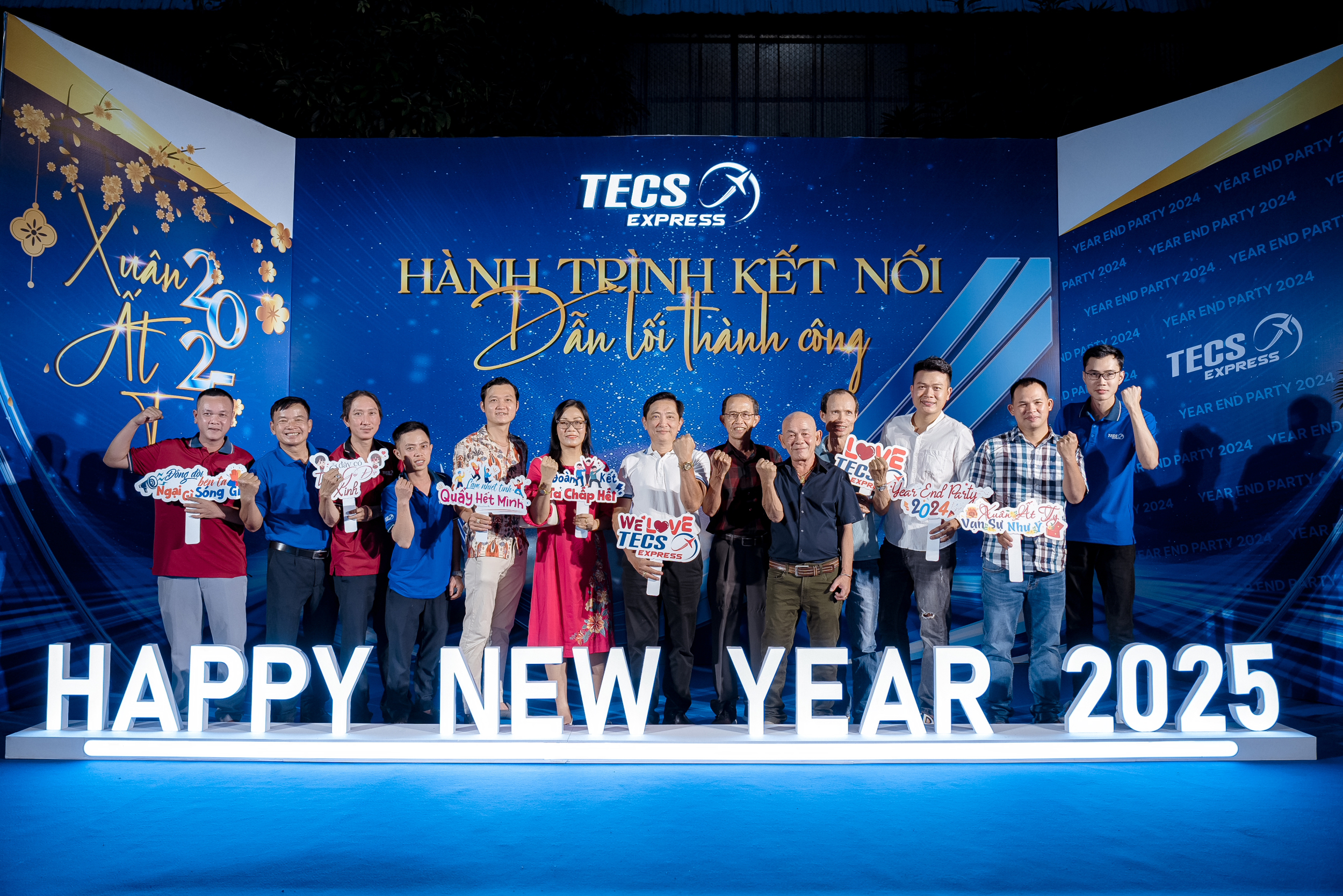 Lễ Tổng kết 2024 của TECS: “Hành trình kết nối – Dẫn lối thành công”