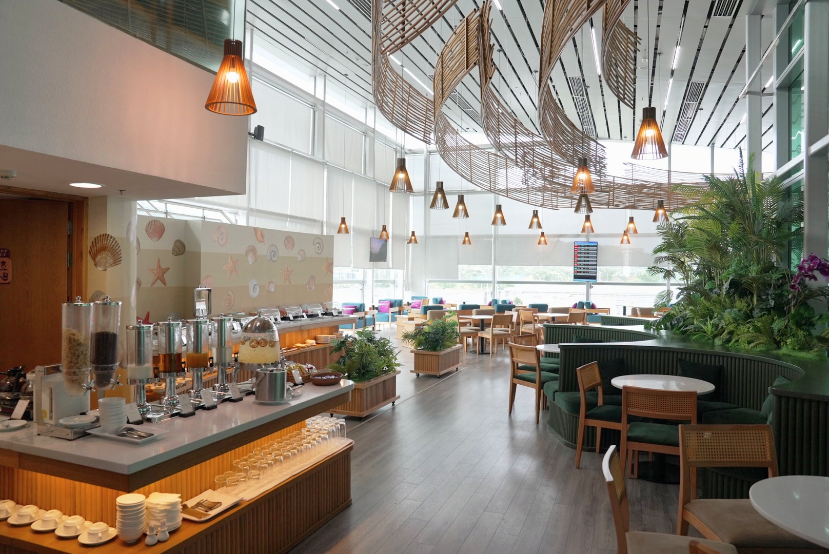 Vietnam Airlines khai trương phòng khách Bông Sen tại Phú Quốc