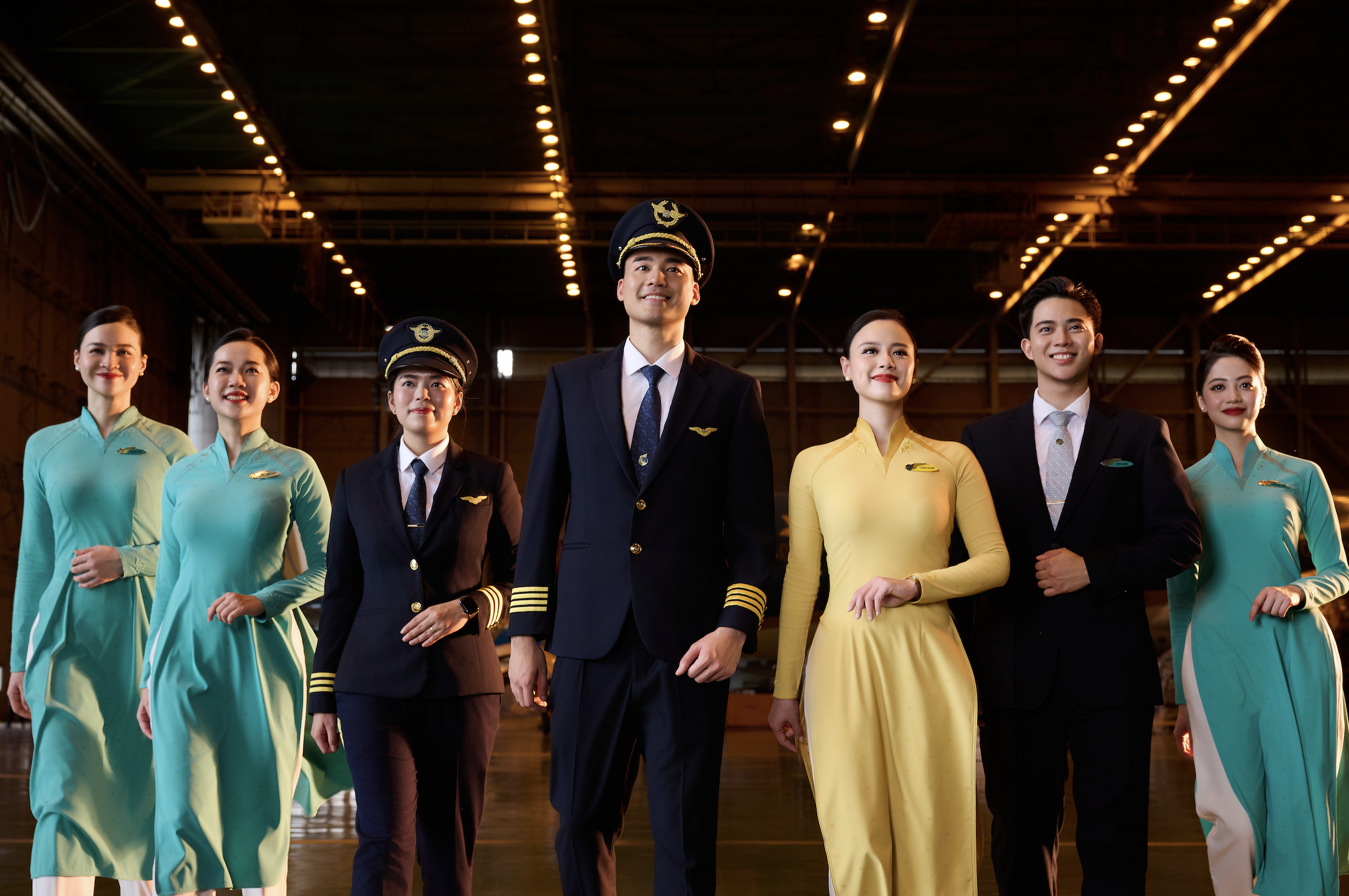 Nhìn lại chặng đường tự hào của Vietnam Airlines năm 2024