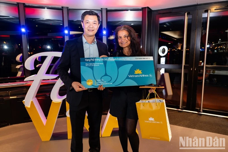 Vietnam Airlines tăng trưởng ấn tượng tại thị trường Pháp