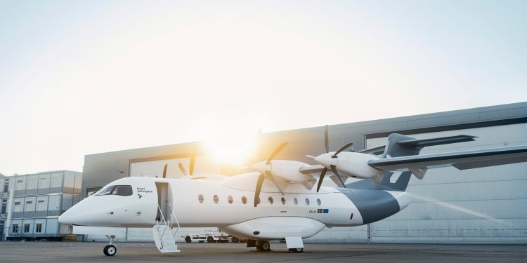 Aviation News 14/2: Máy bay điện lớn nhất thế giới ra mắt