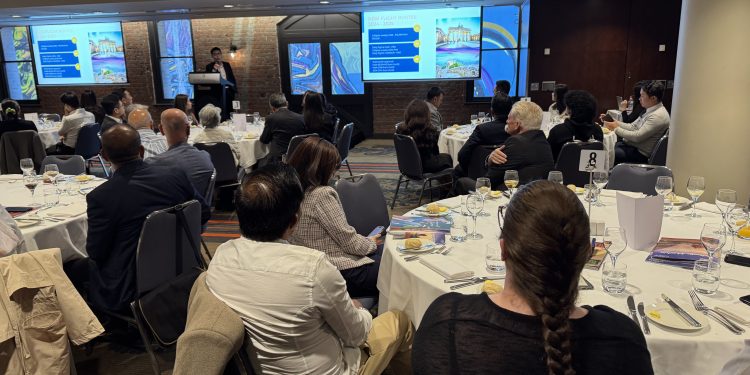 Vietnam Airlines tổ chức sự kiện Kick-off bán 2025 tại Úc