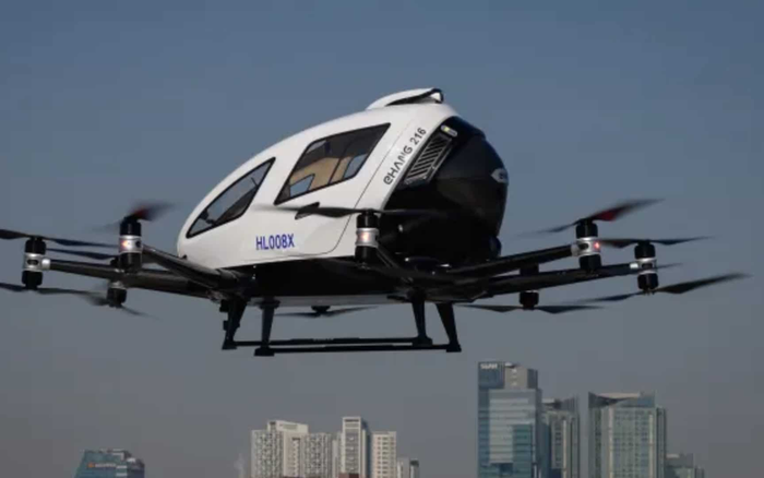 Aviation News 31/3: Trung Quốc cấp chứng chỉ vận hành máy bay không người lái chở người