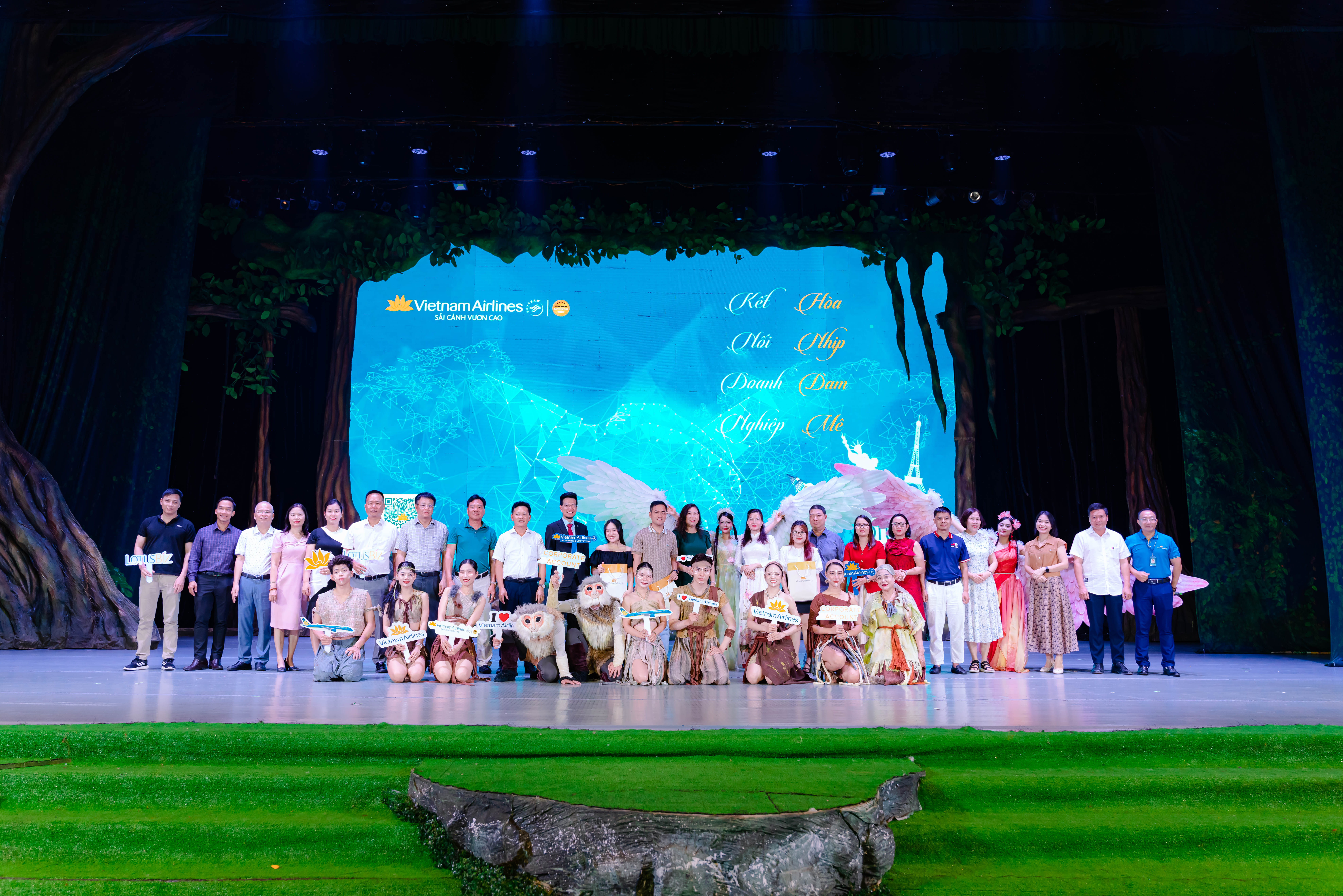 Sự kiện “LotusBIZ – Kết nối doanh nghiệp, hòa nhịp đam mê”:  Dư âm đọng mãi trong lòng khách hàng