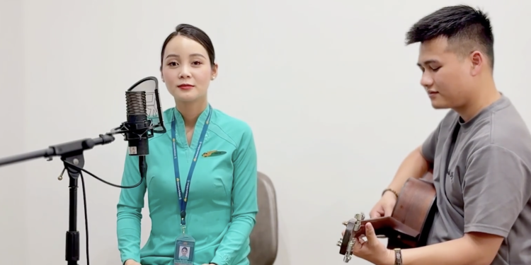[Thanh âm tự hào Vietnam Airlines] Tuổi trẻ những giấc mơ (Xách balo và đi)