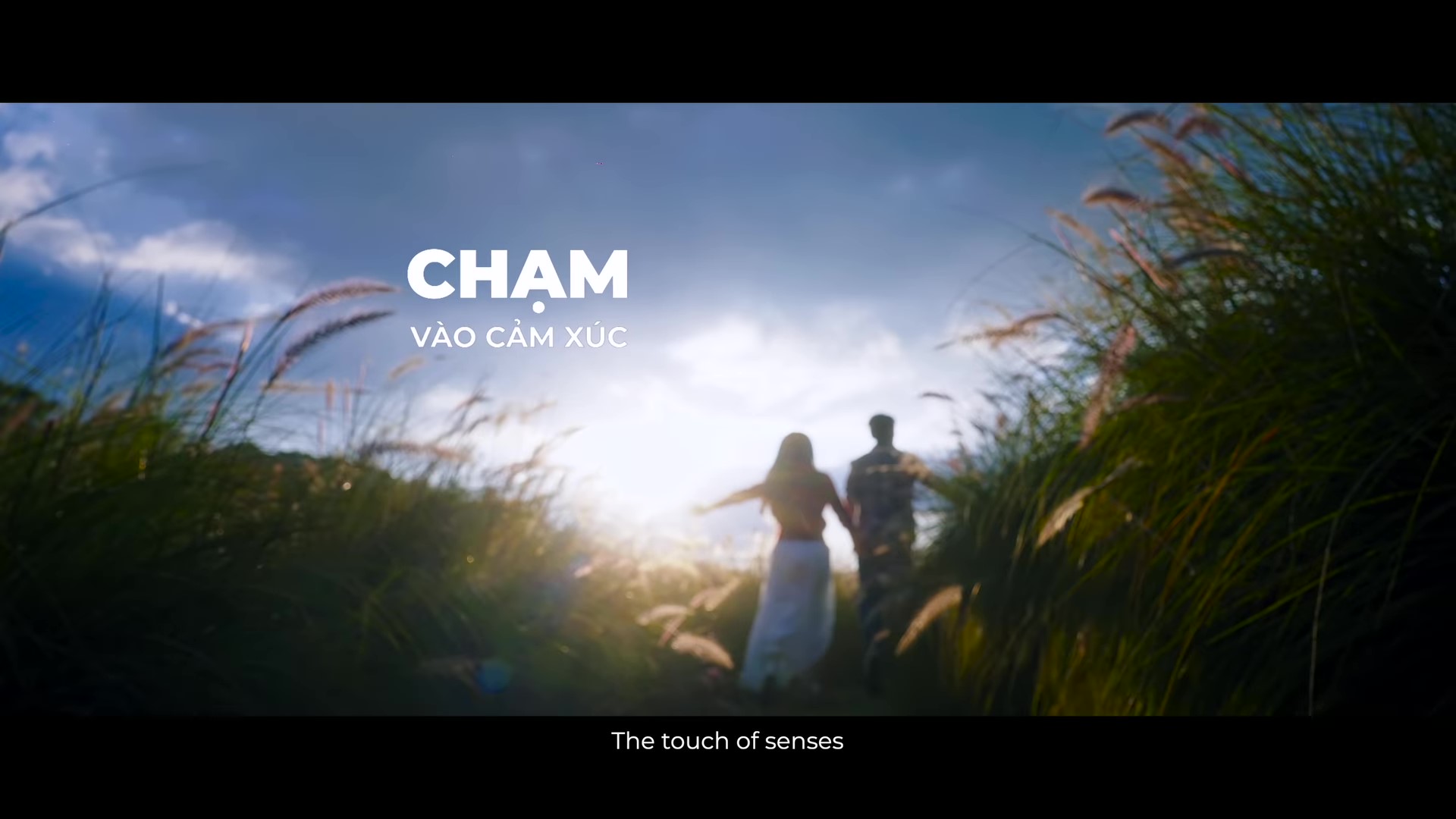 Khép chuyến bay, mở hành trình cảm xúc cùng phim Landing Chạm