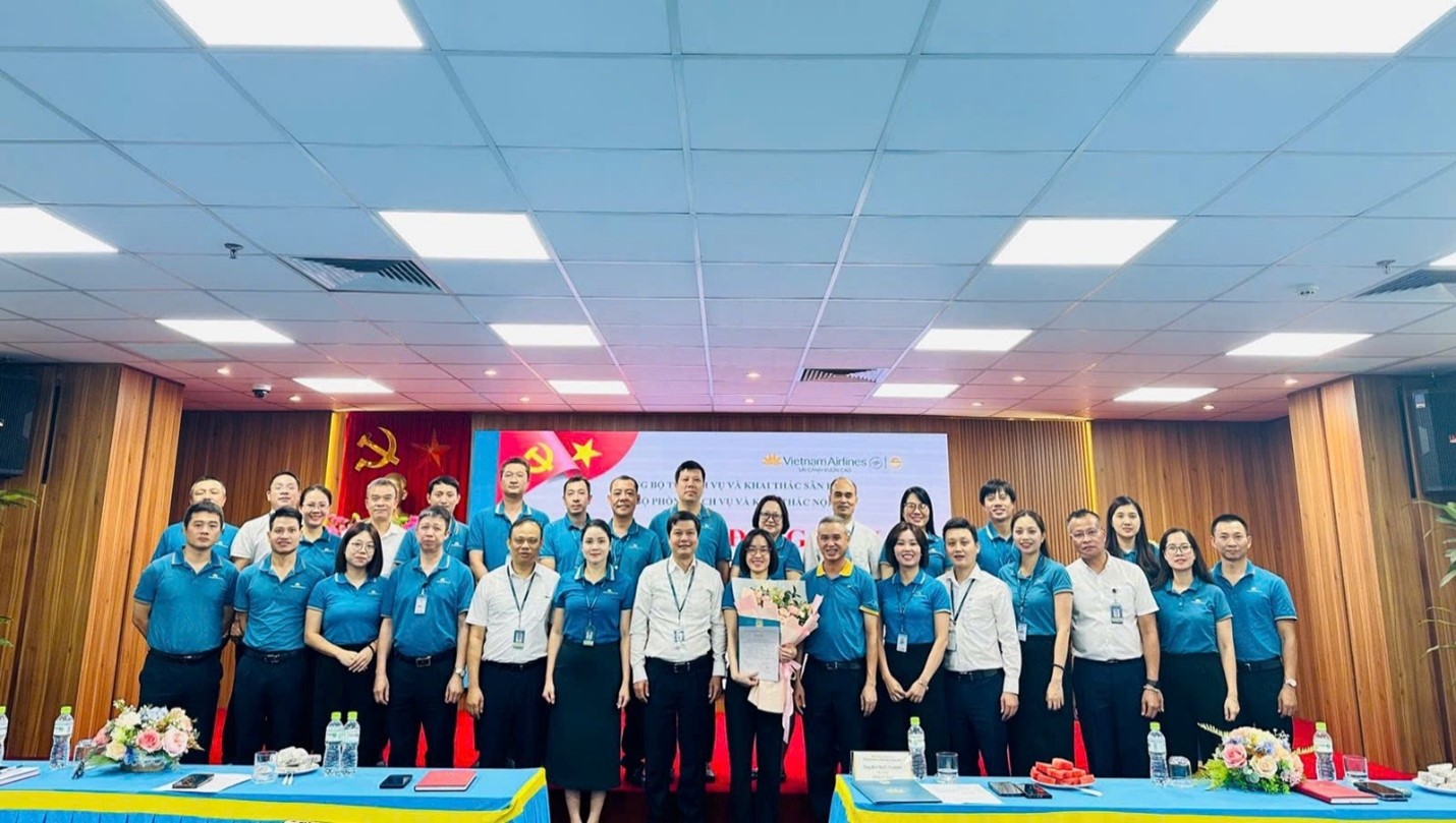 [Cuộc thi Sáng kiến Đảng] “Mỗi kỳ sinh hoạt –Một chủ đề chuyên sâu” – Gắn kết thực tiễn ngành Hàng không tại chi bộ ASOC