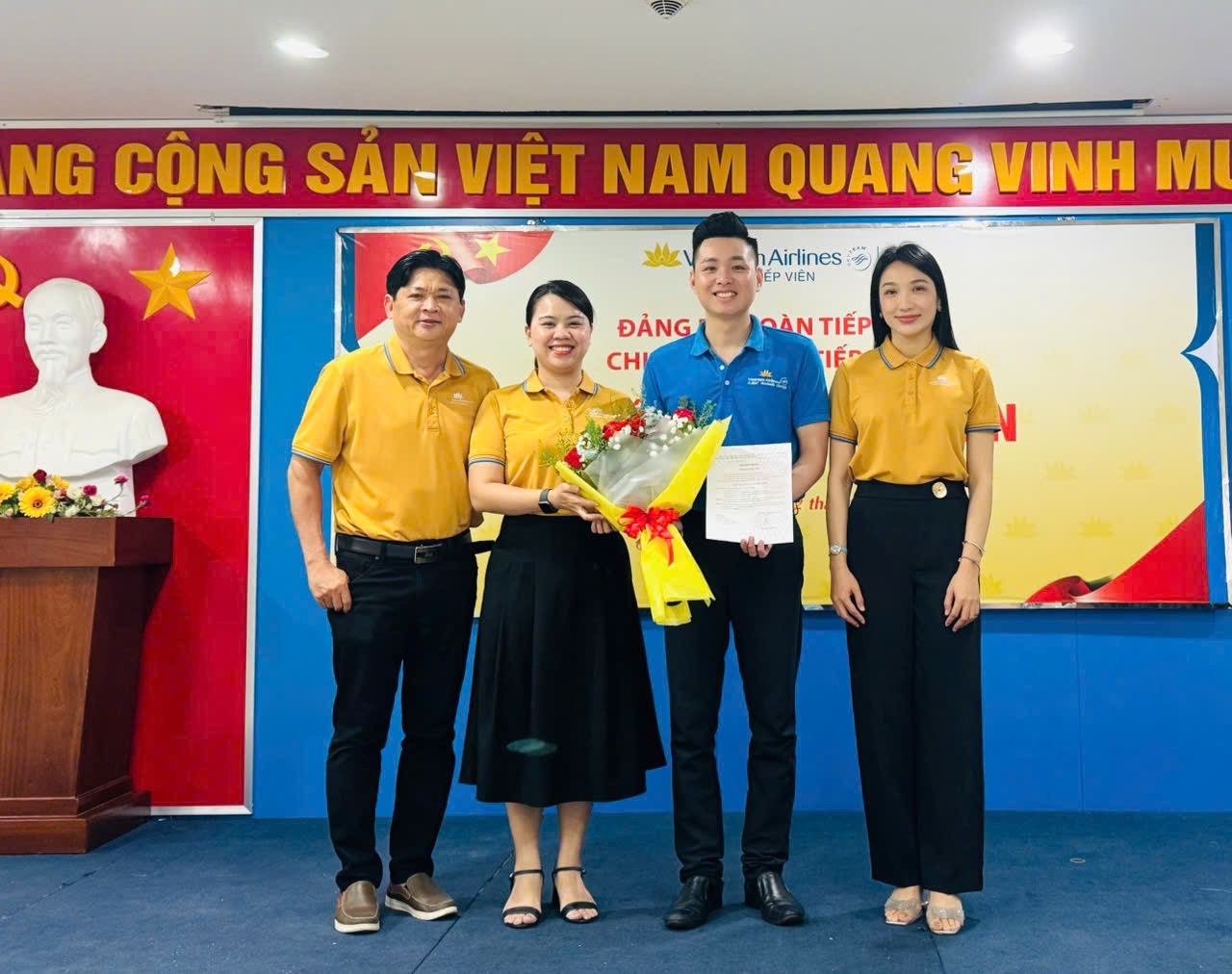 [Cuộc thi Sáng kiến Đảng] Cảm xúc bồi hồi ngày kết nạp Đảng