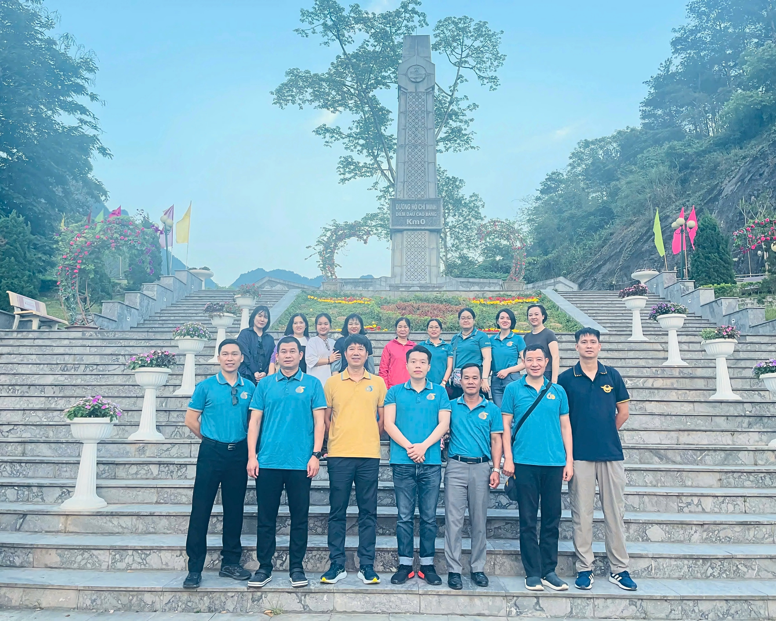 Theo chân Bác trên nẻo đường Pắc Bó, Cao Bằng tới Tĩnh Tây, Trung Quốc