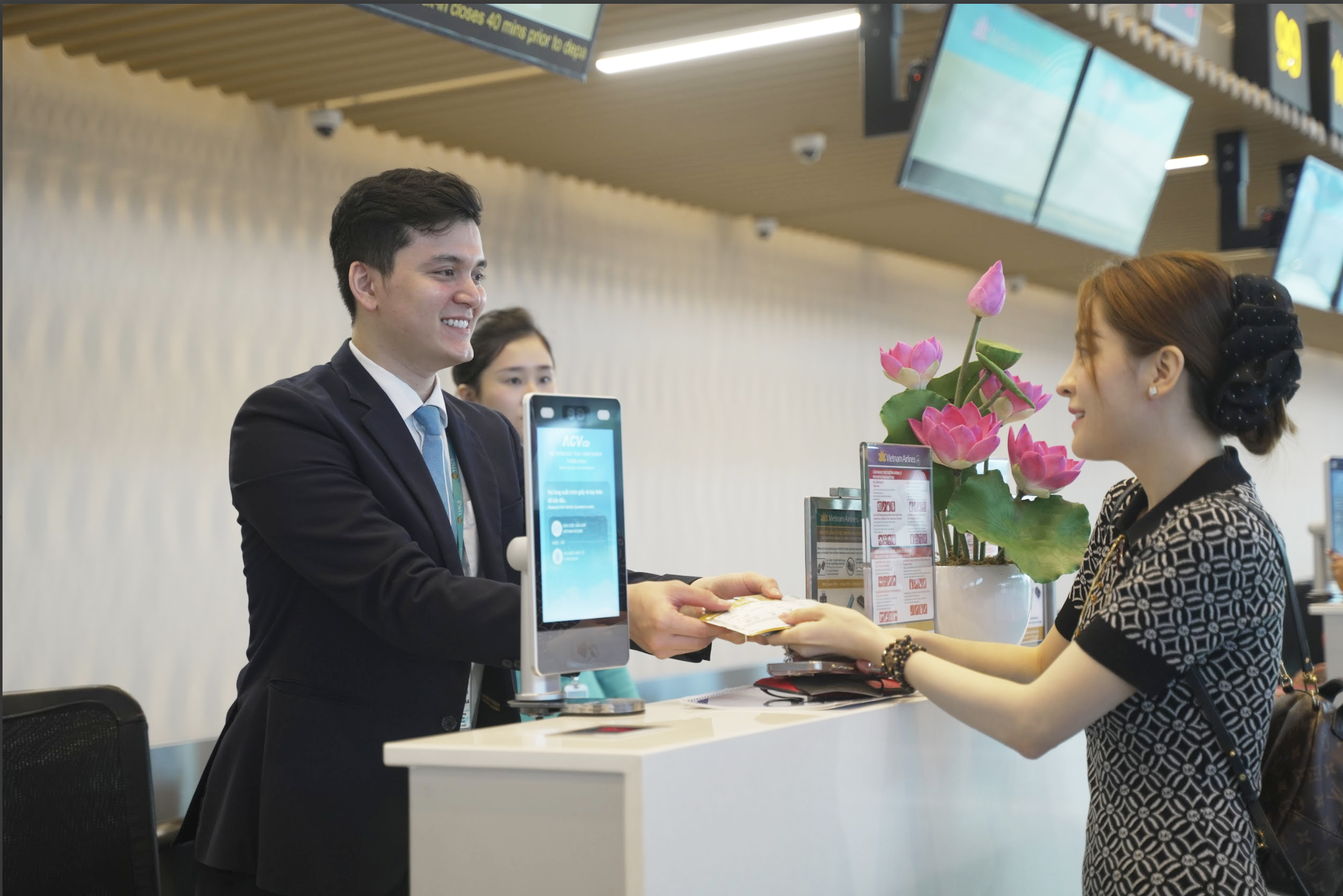 Các chuyến bay nội địa của Vietnam Airlines chuyển sang nhà ga T3 Tân Sơn Nhất