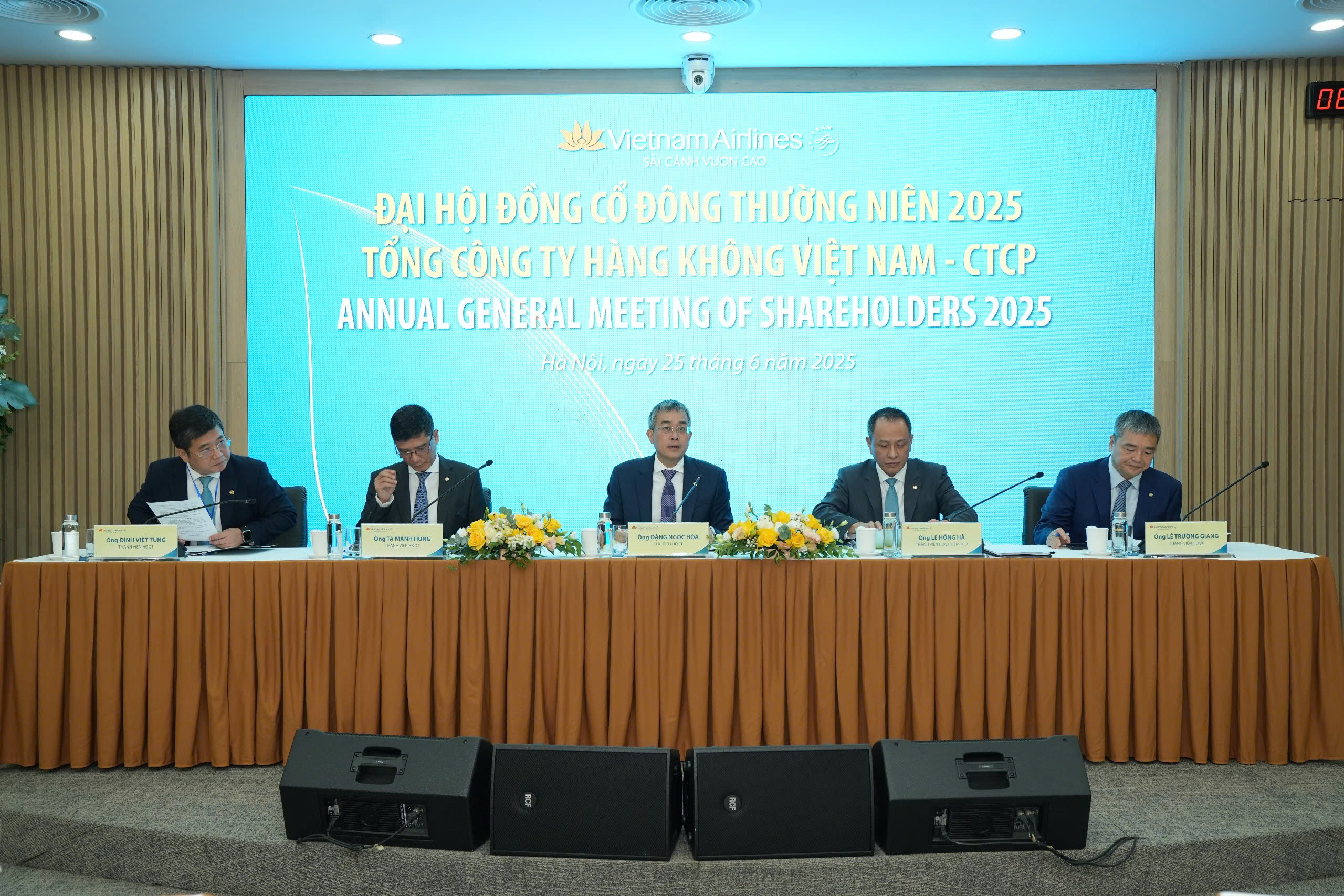 [Trực tiếp] ĐHĐCĐ Vietnam Airlines năm 2025