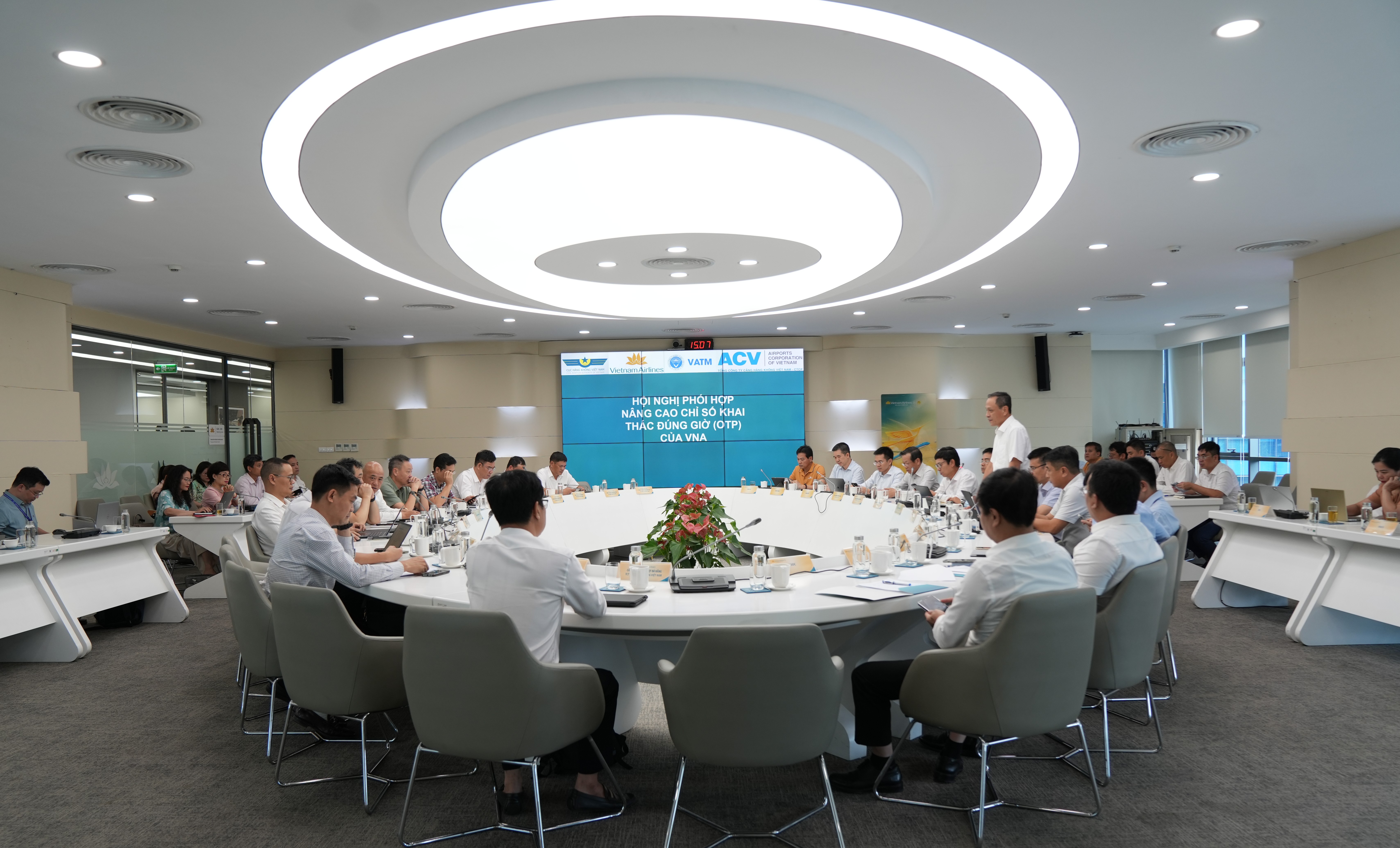 Vietnam Airlines phấn đấu cải thiện Chỉ số đúng giờ OTP đạt mức 83%