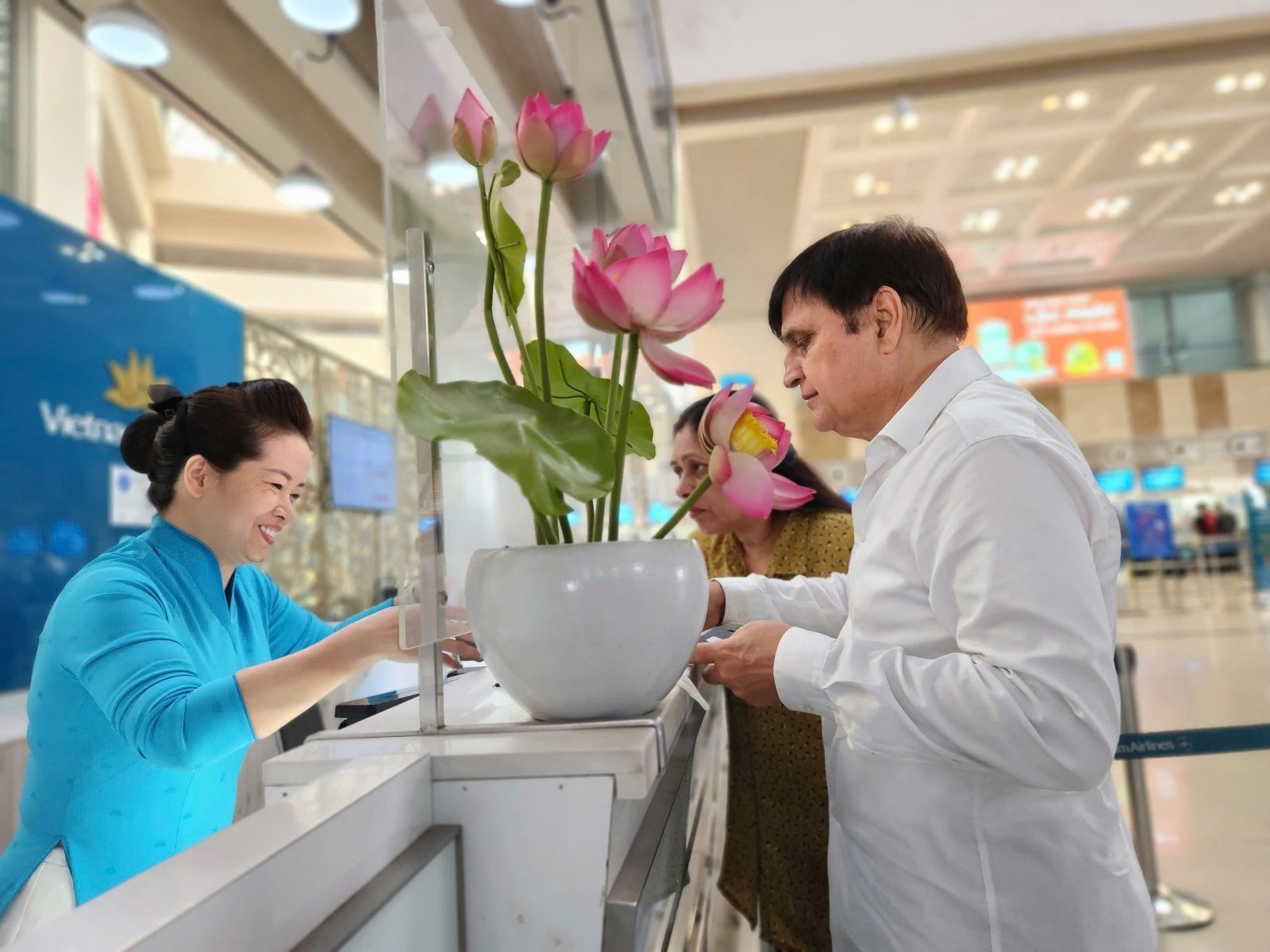 Tinh thần “Uplifting Service”: Lan tỏa giá trị phục vụ từ tâm trong từng hành động nhỏ