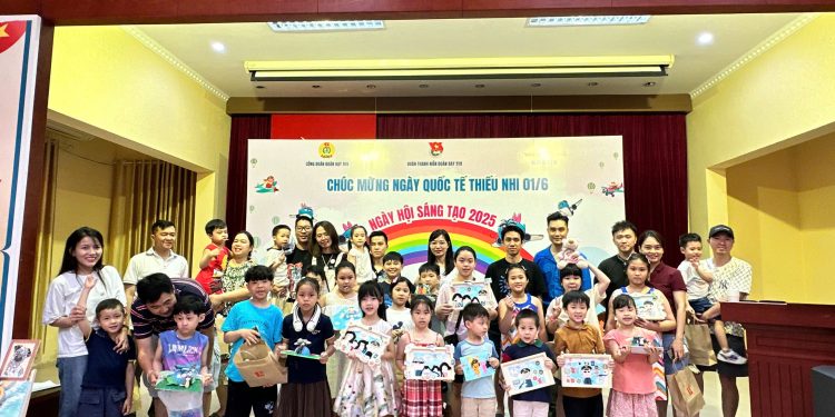 Ngày hội sáng tạo của mầm non Đoàn bay 919